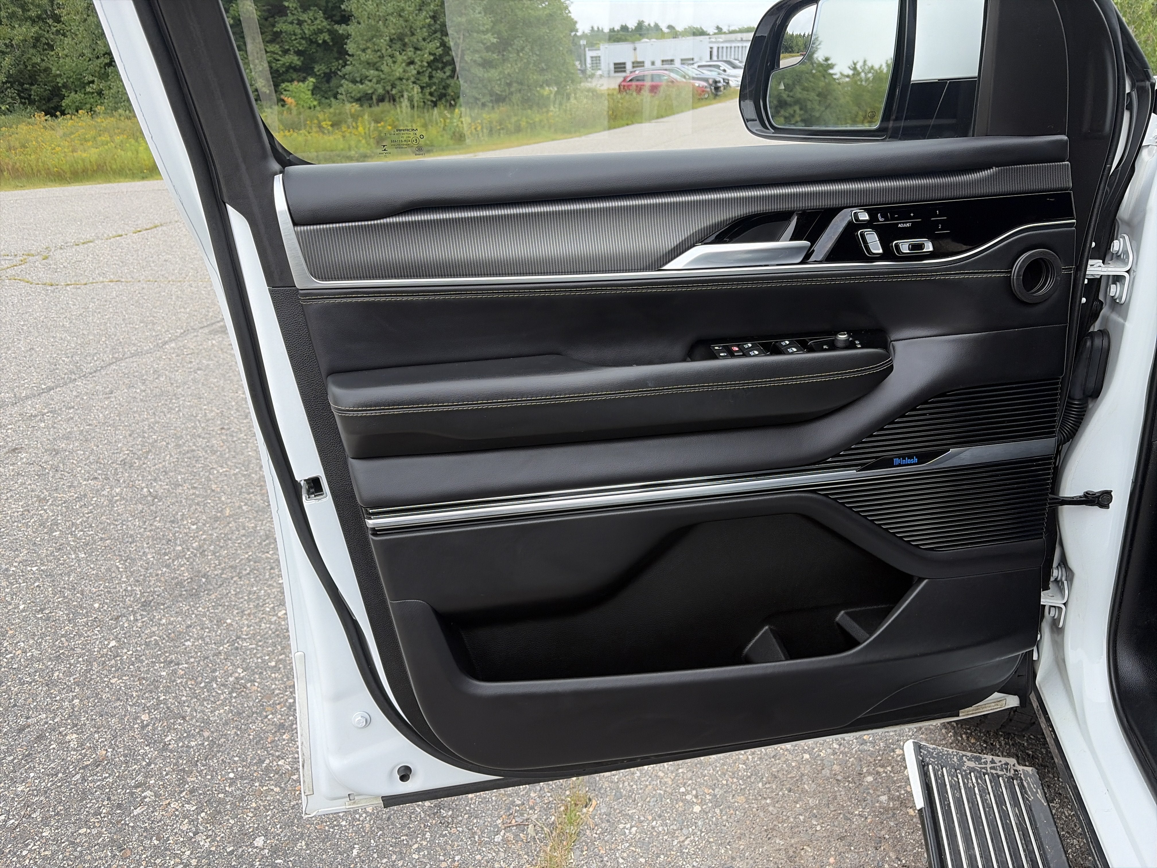 2022 Jeep Grand Wagoneer Series II Obsidian