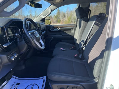 2024 GMC Sierra 1500 SLE