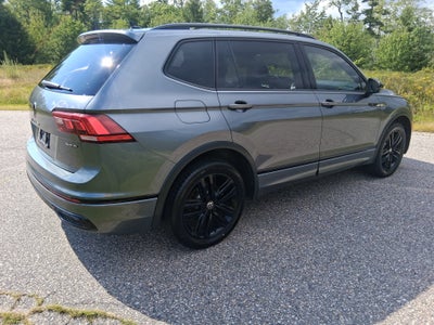 2022 Volkswagen Tiguan SE R-Line Black