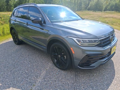 2022 Volkswagen Tiguan SE R-Line Black