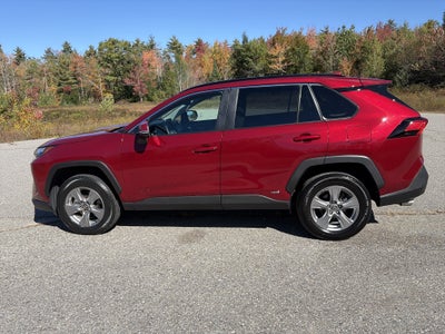 2025 Toyota RAV4 Hybrid XLE