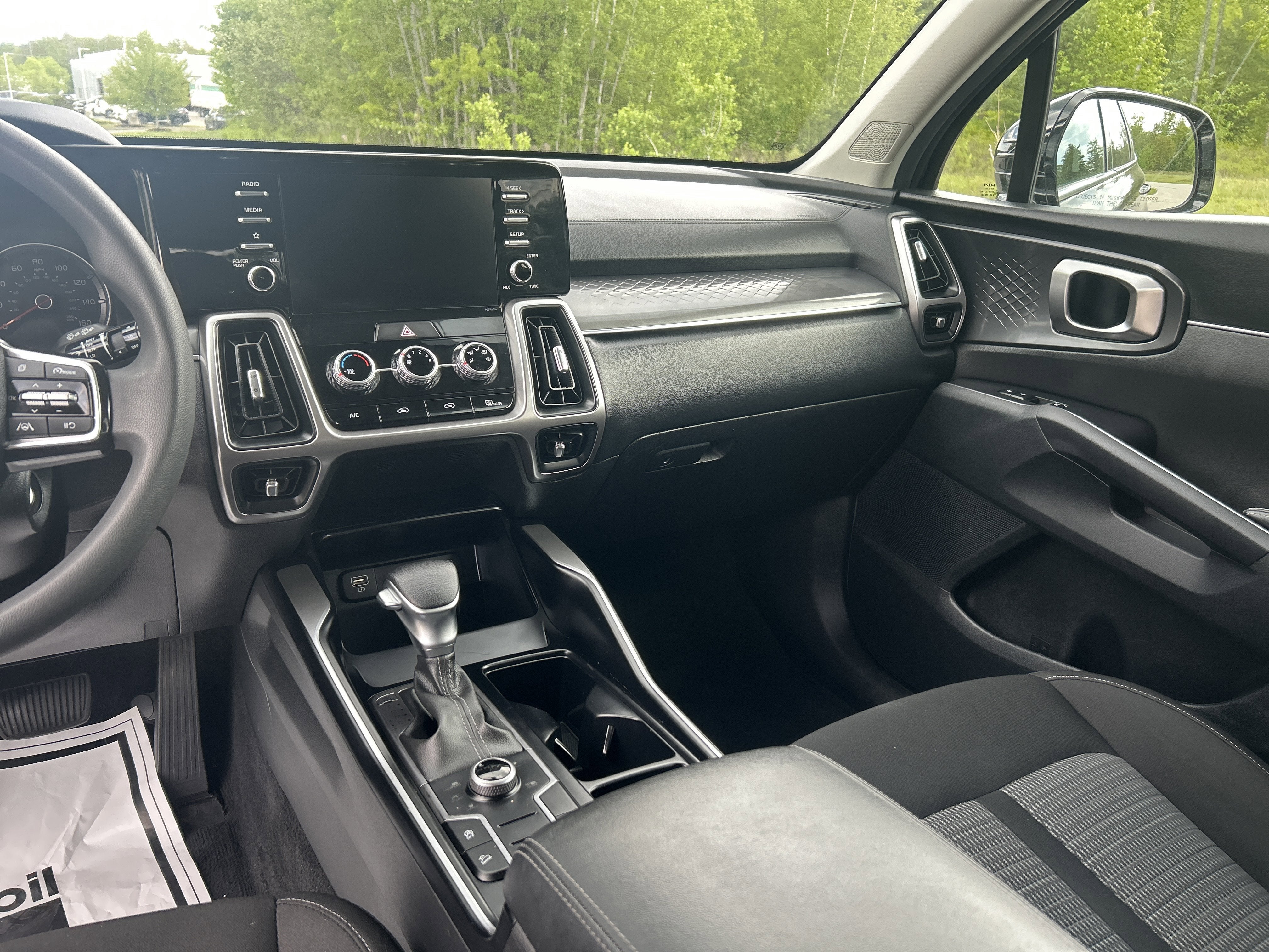 2023 Kia Sorento LX