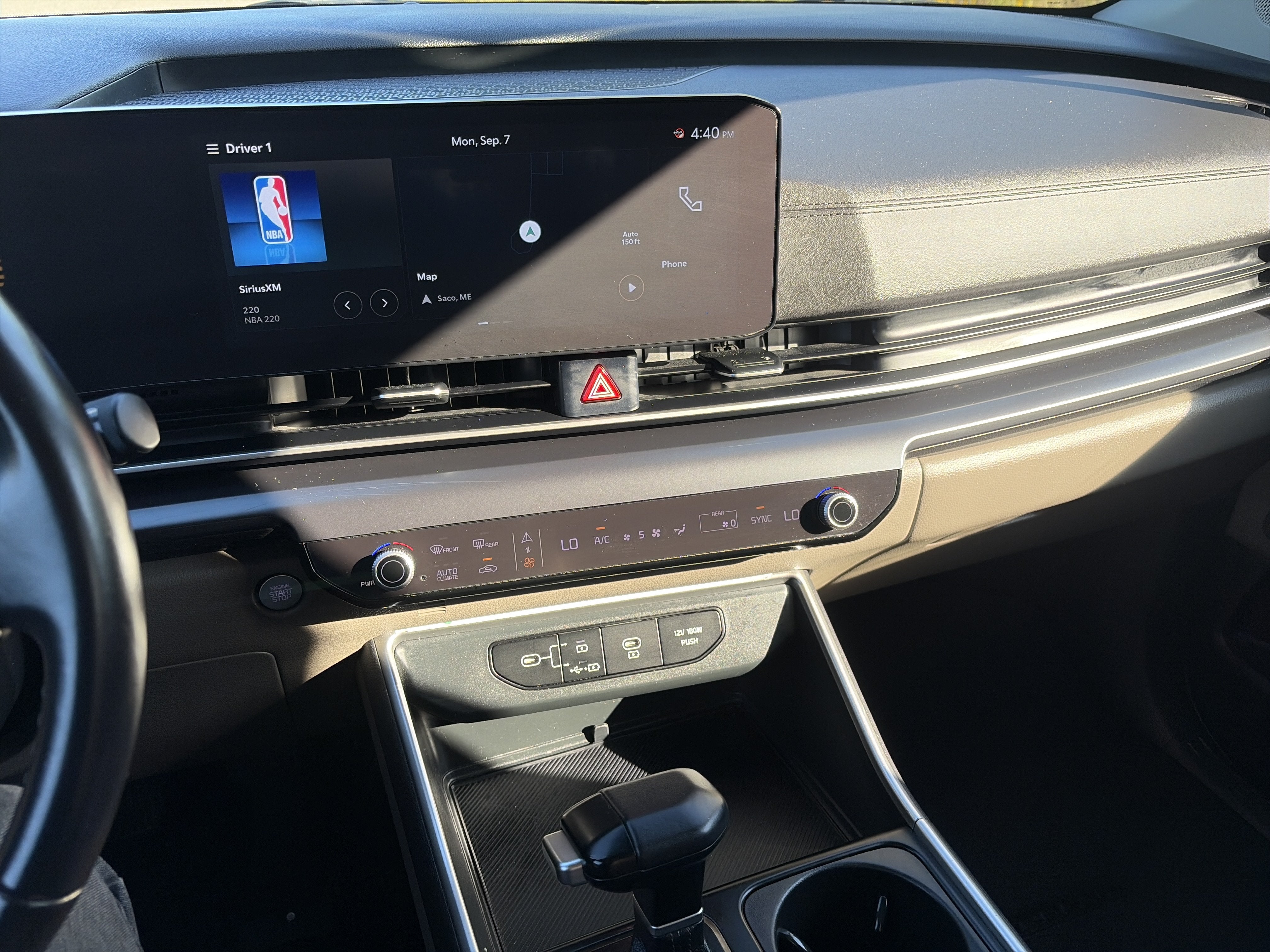 2025 Kia Carnival LXS