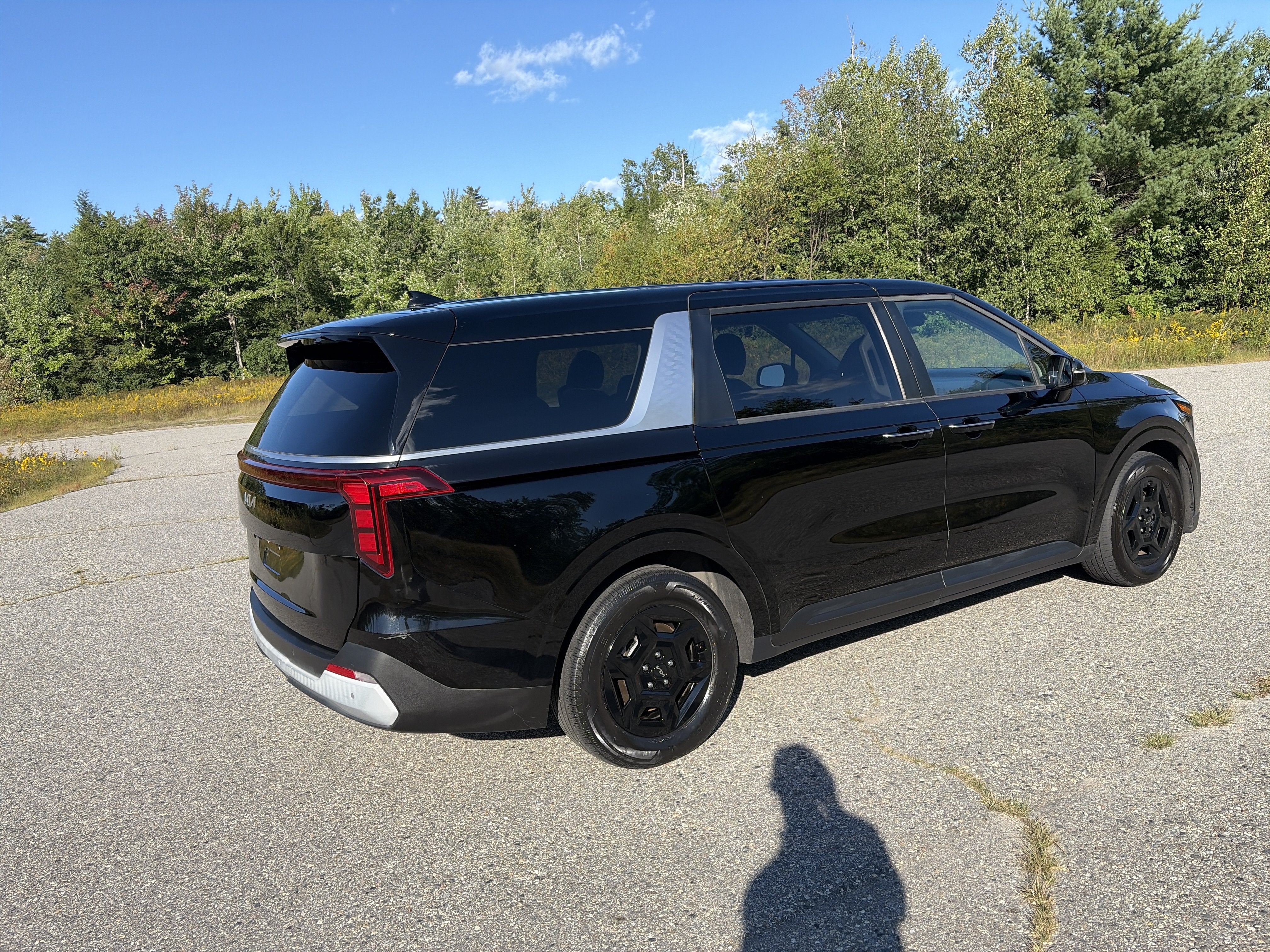 2025 Kia Carnival LXS