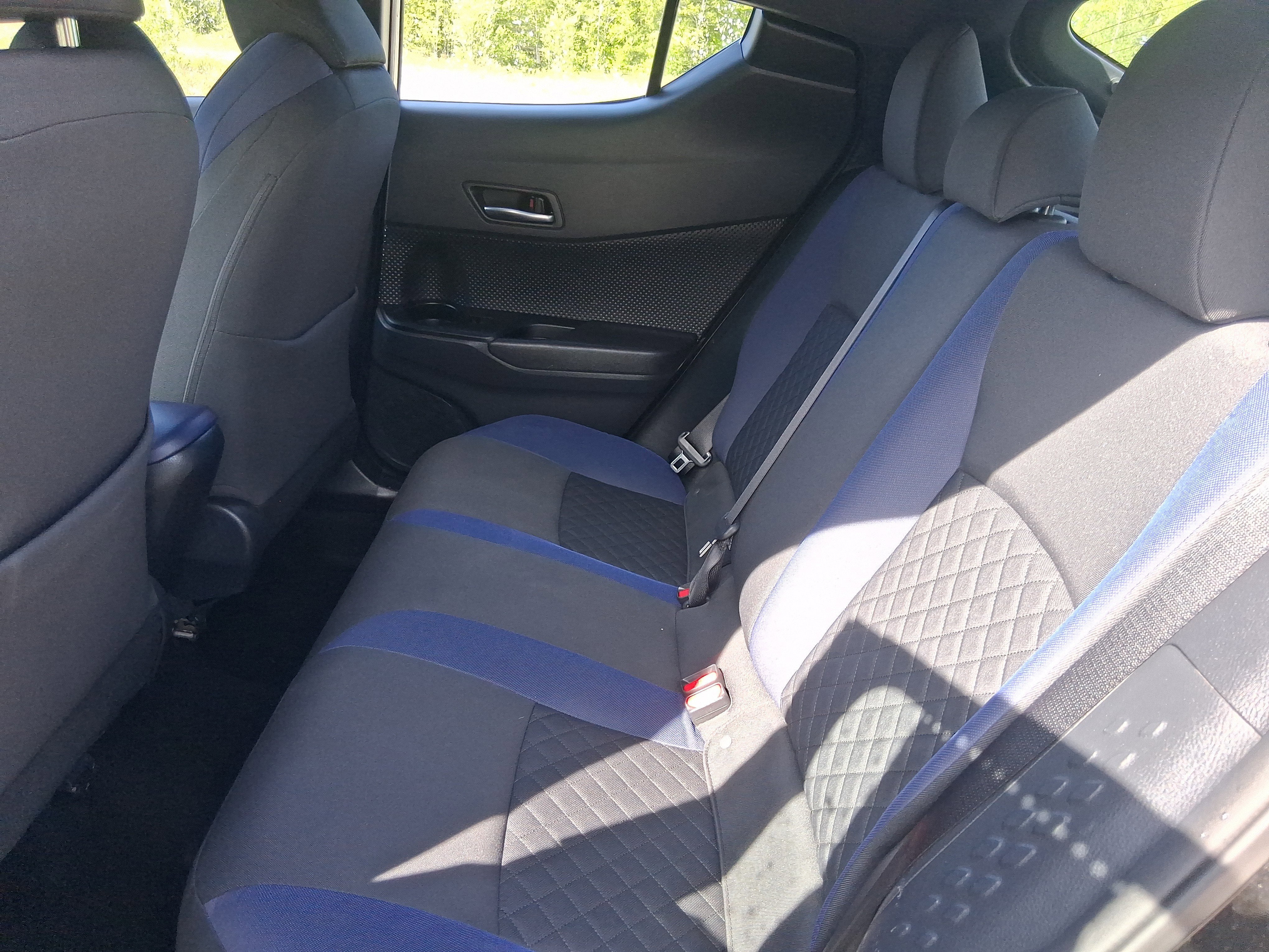 2020 Toyota C-HR LE