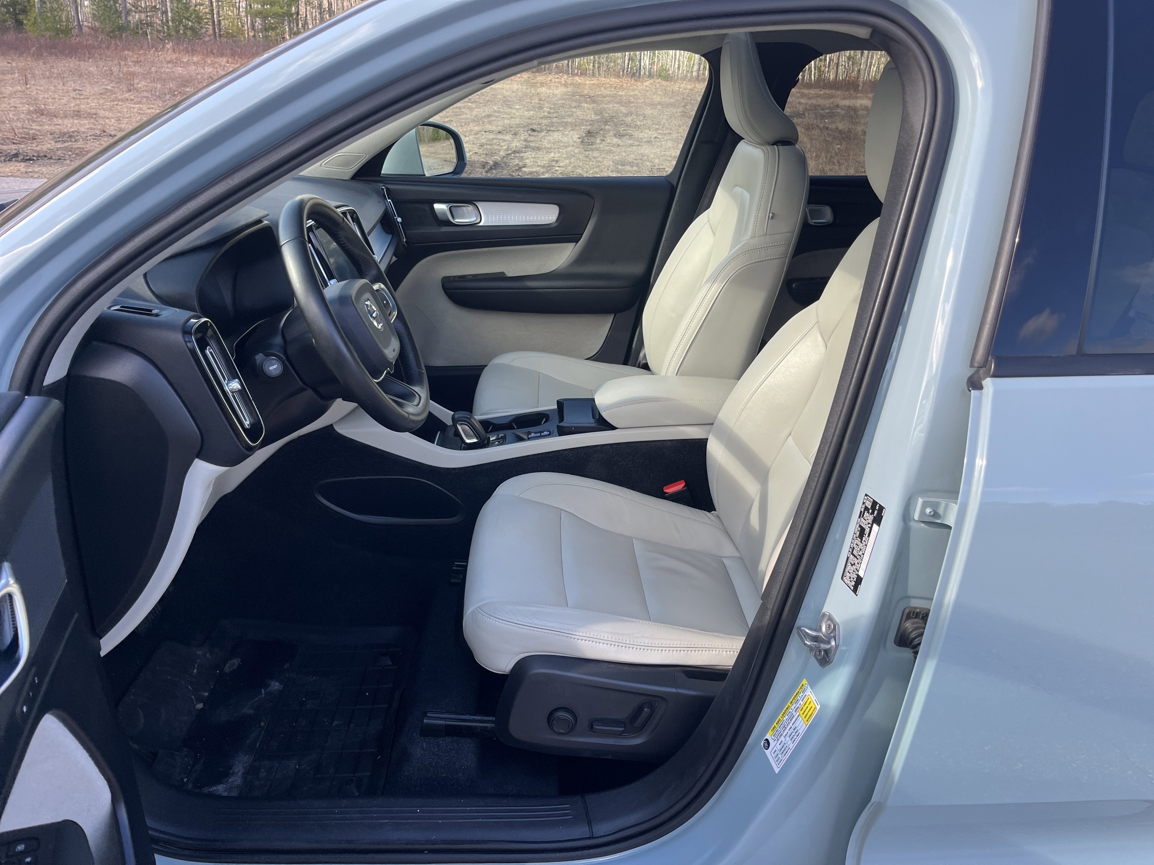 2019 Volvo XC40 Momentum