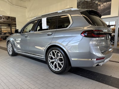 2024 BMW X7 xDrive40i