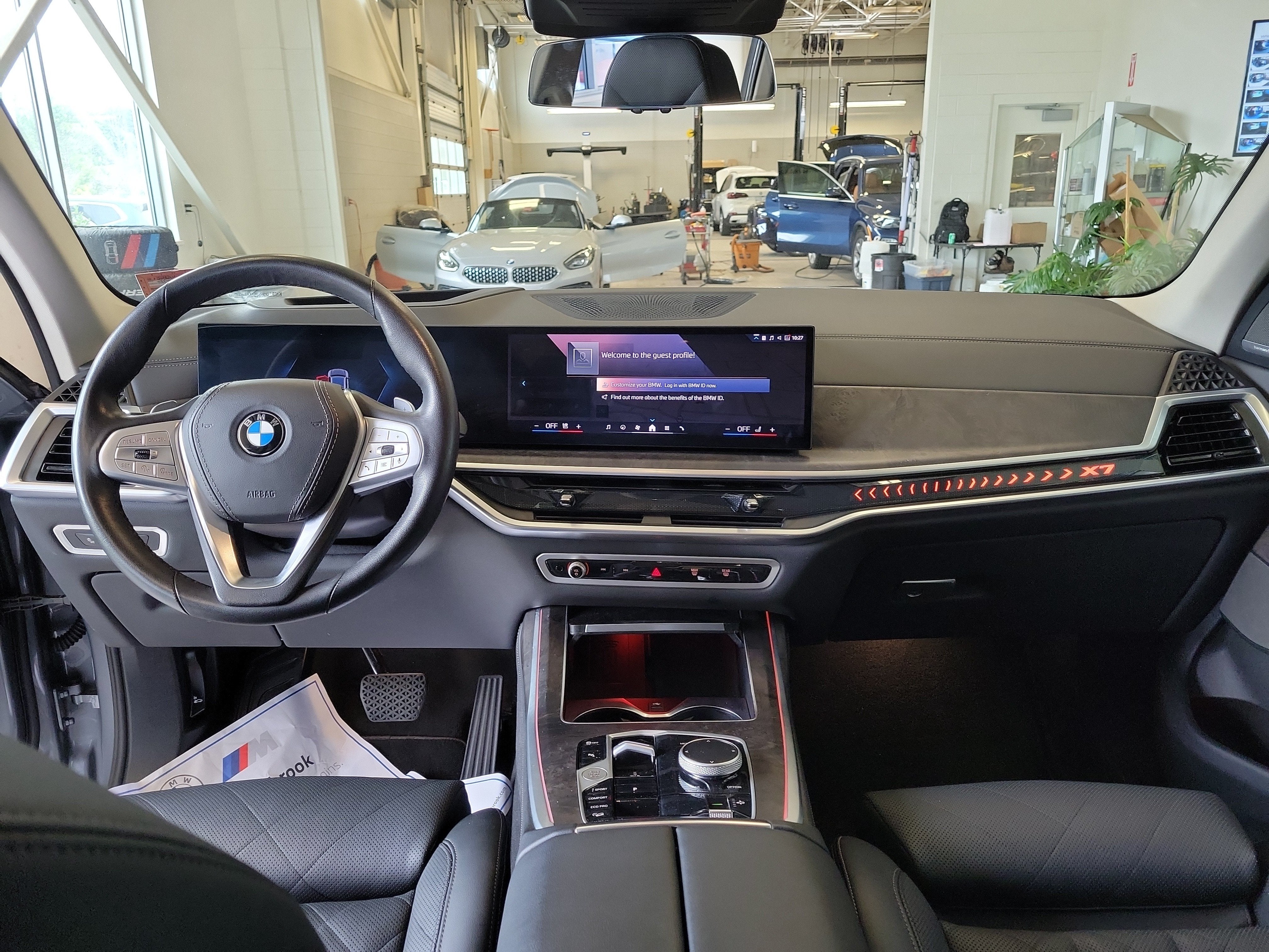 2025 BMW X7 xDrive40i