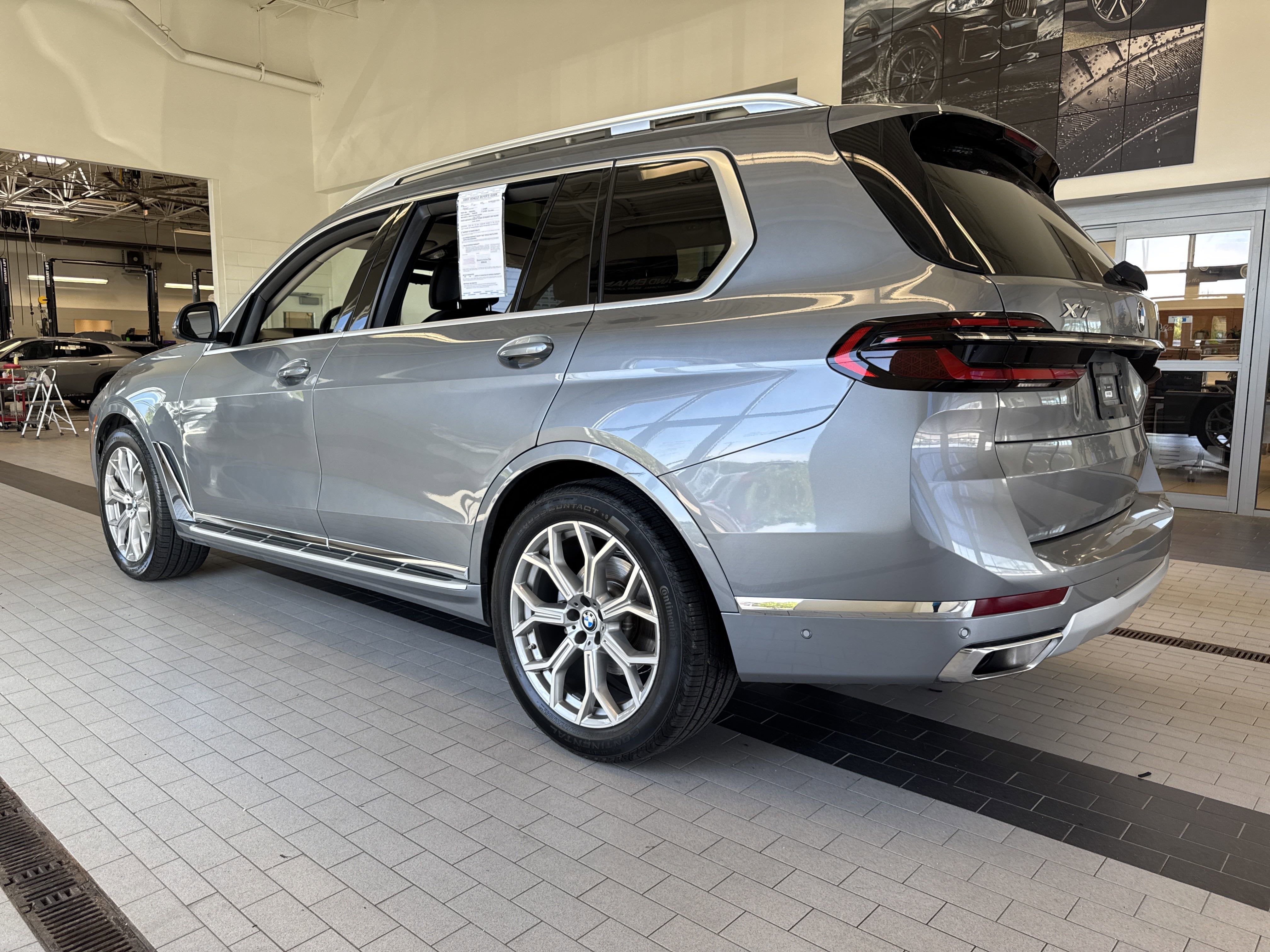 2024 BMW X7 xDrive40i