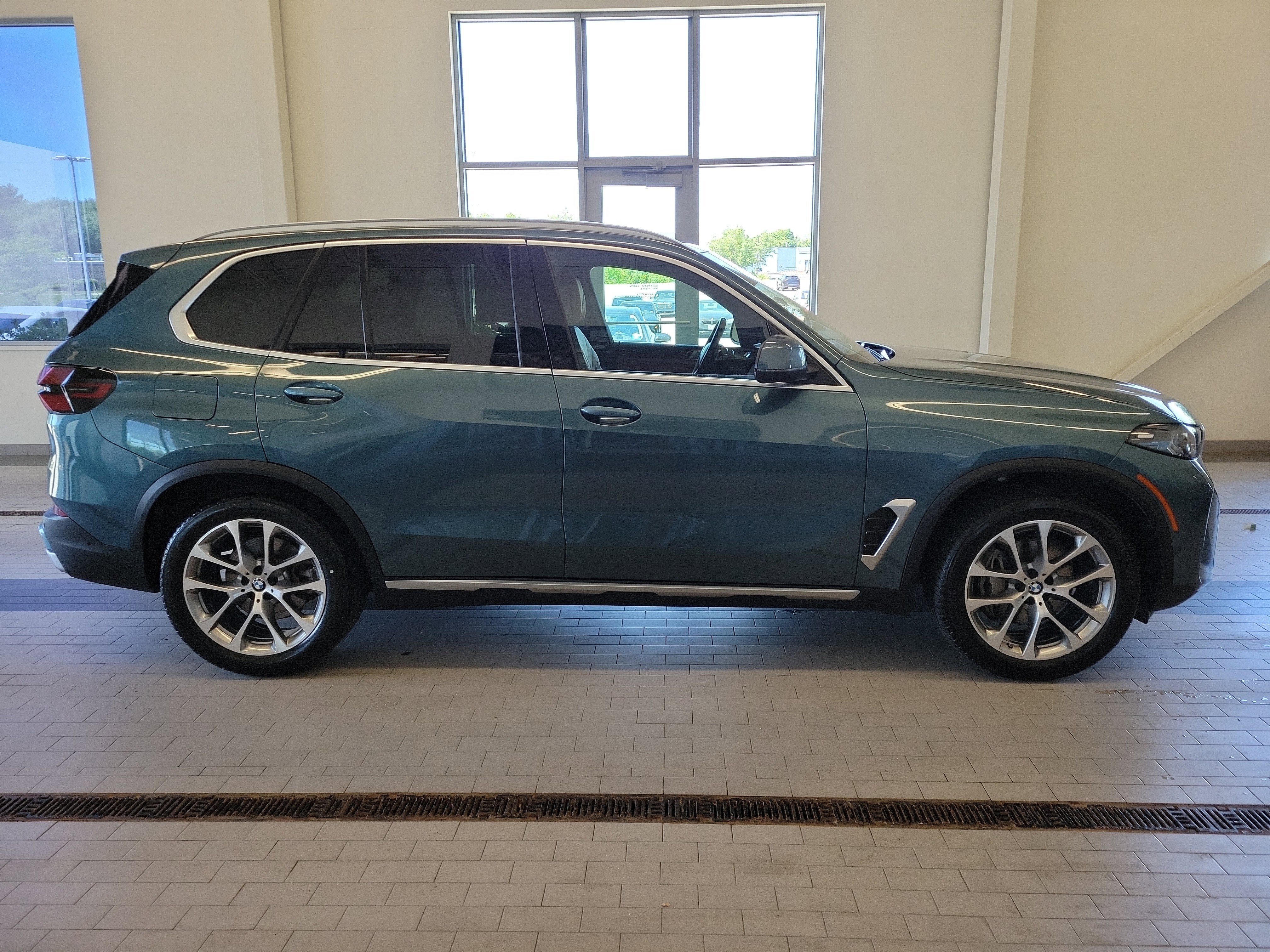 2025 BMW X5 xDrive40i