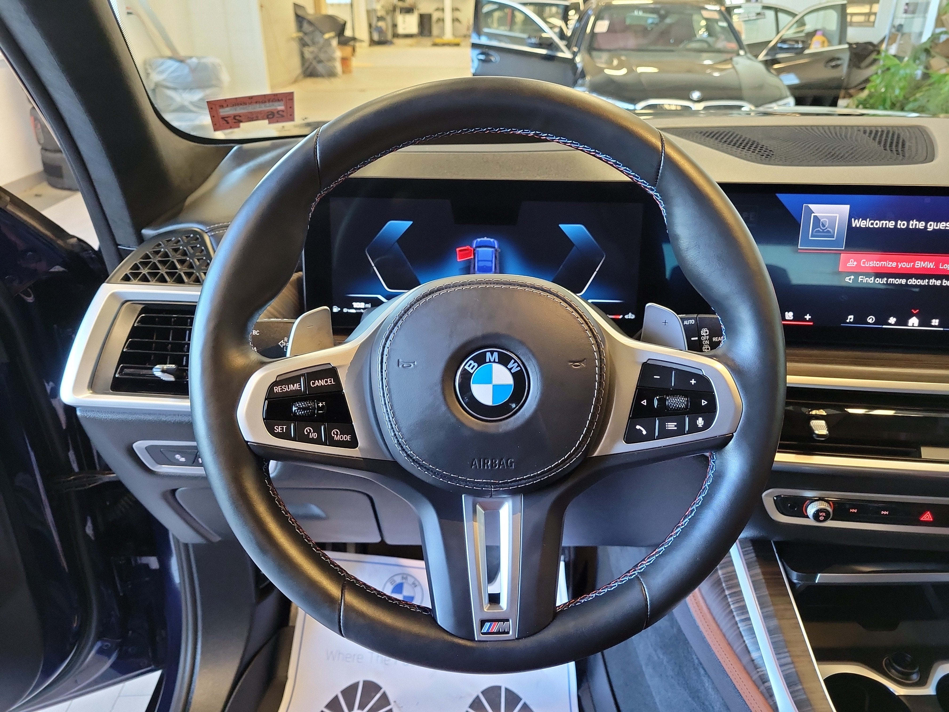 2025 BMW X7 M60i