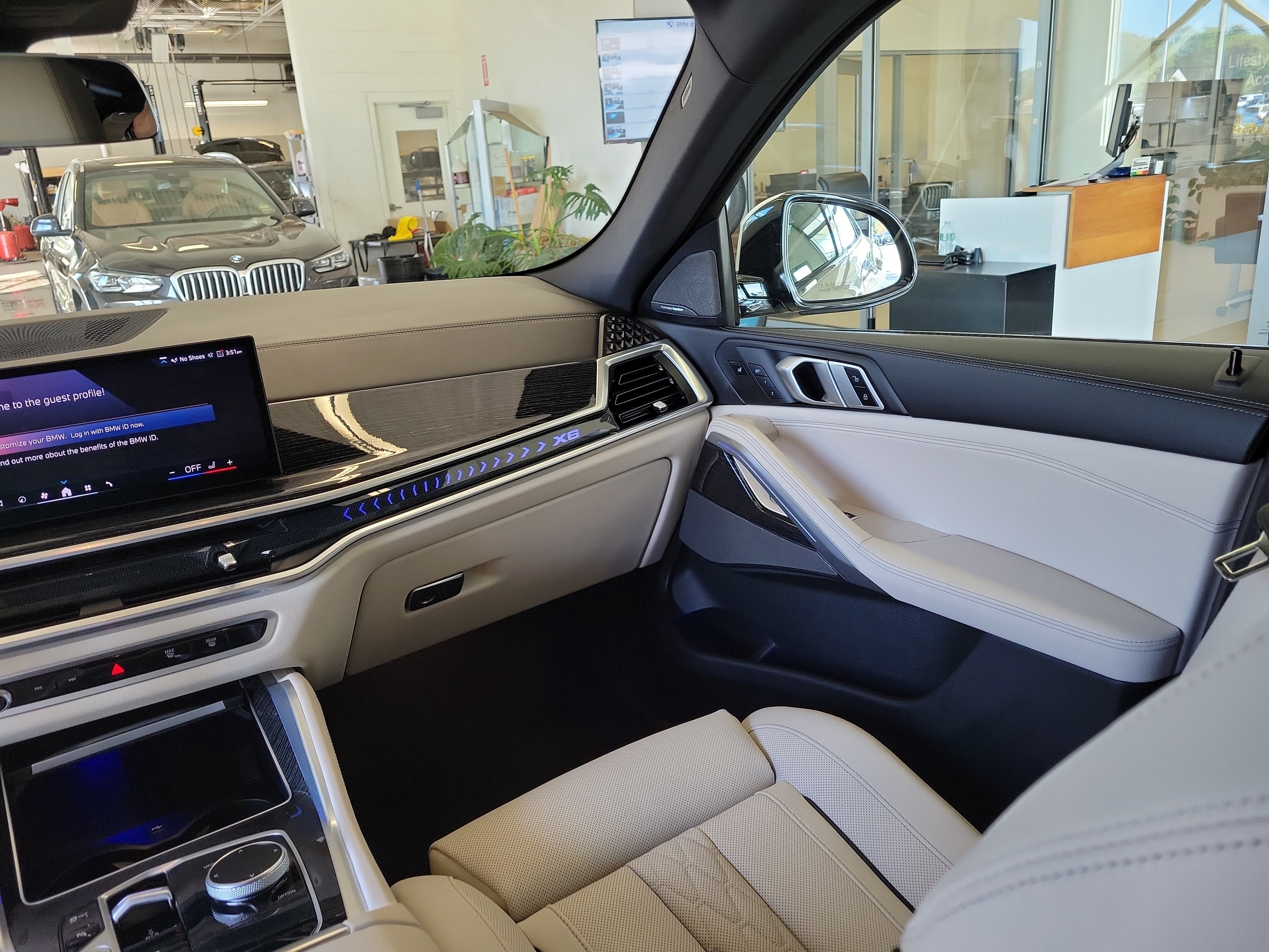2024 BMW X6 xDrive40i