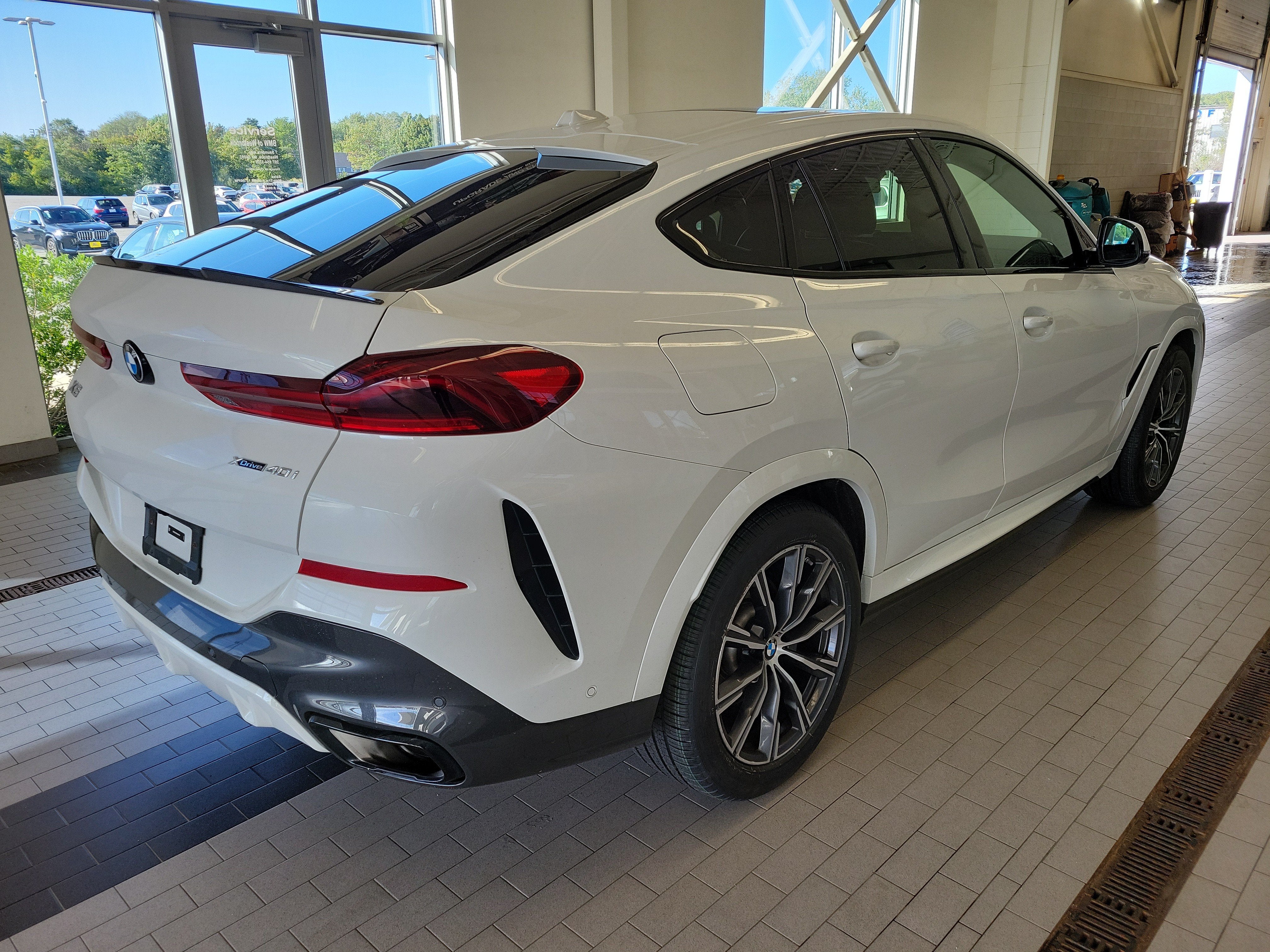 2024 BMW X6 xDrive40i