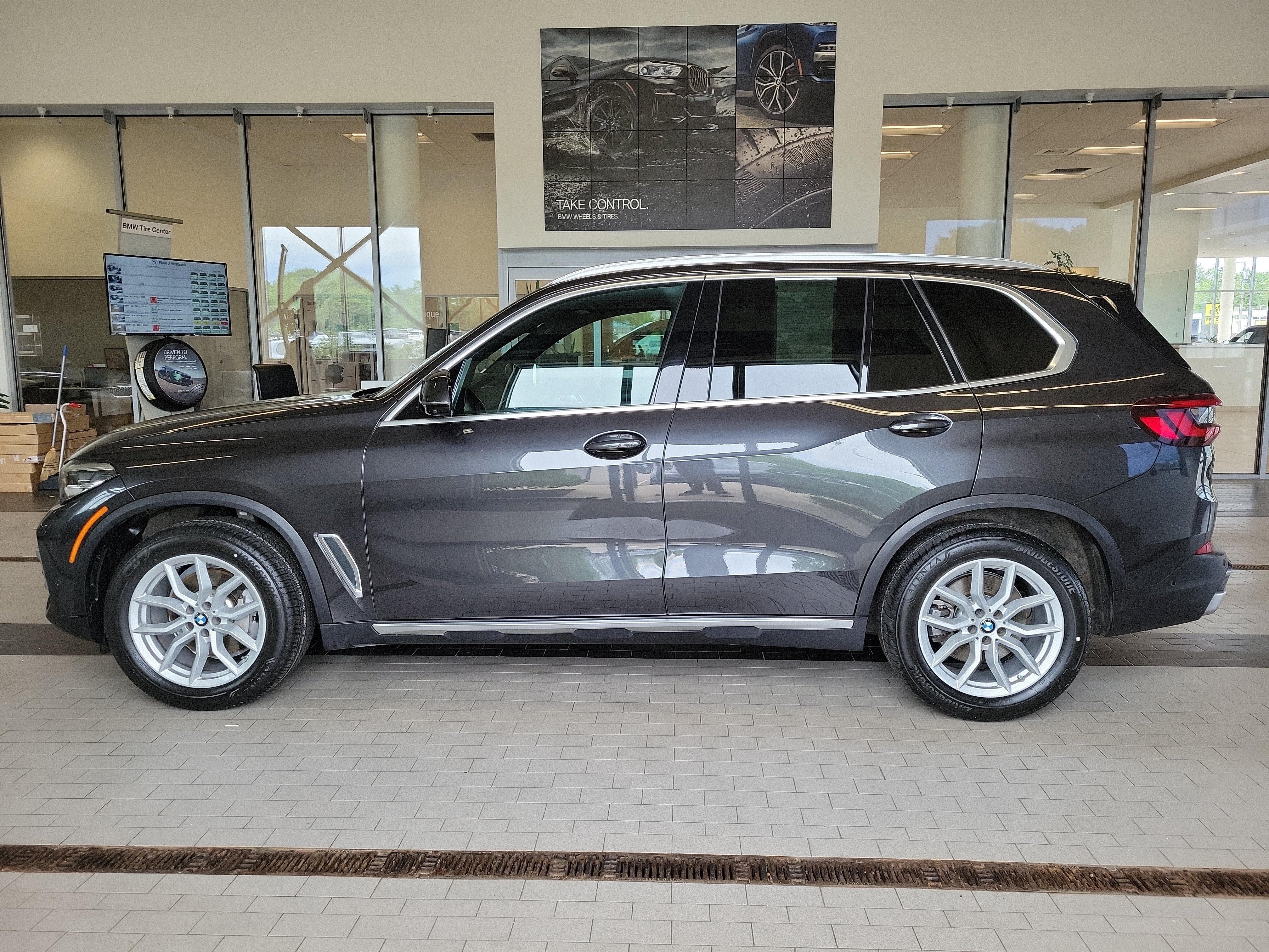 2023 BMW X5 xDrive40i