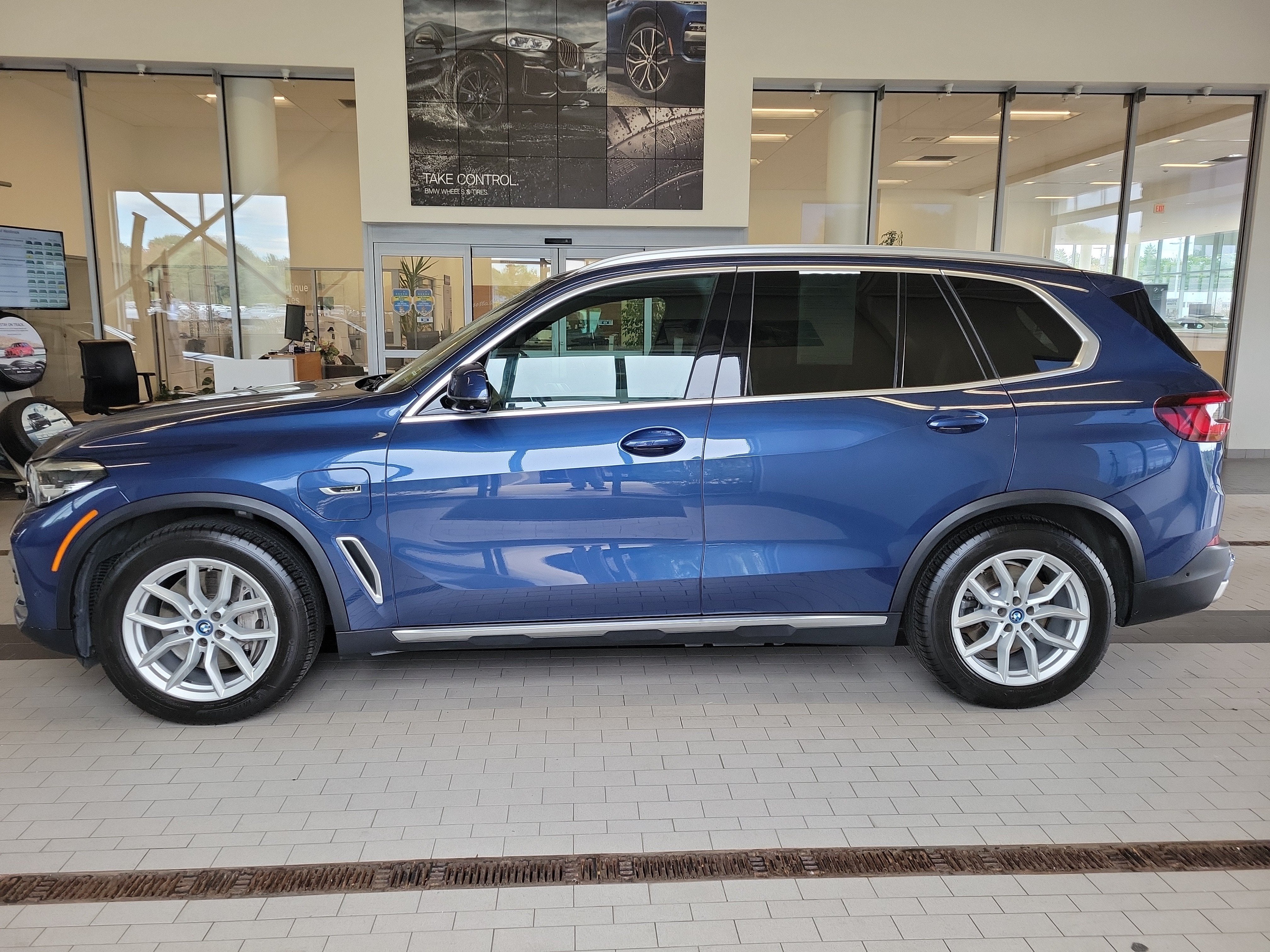 2022 BMW X5 xDrive45e