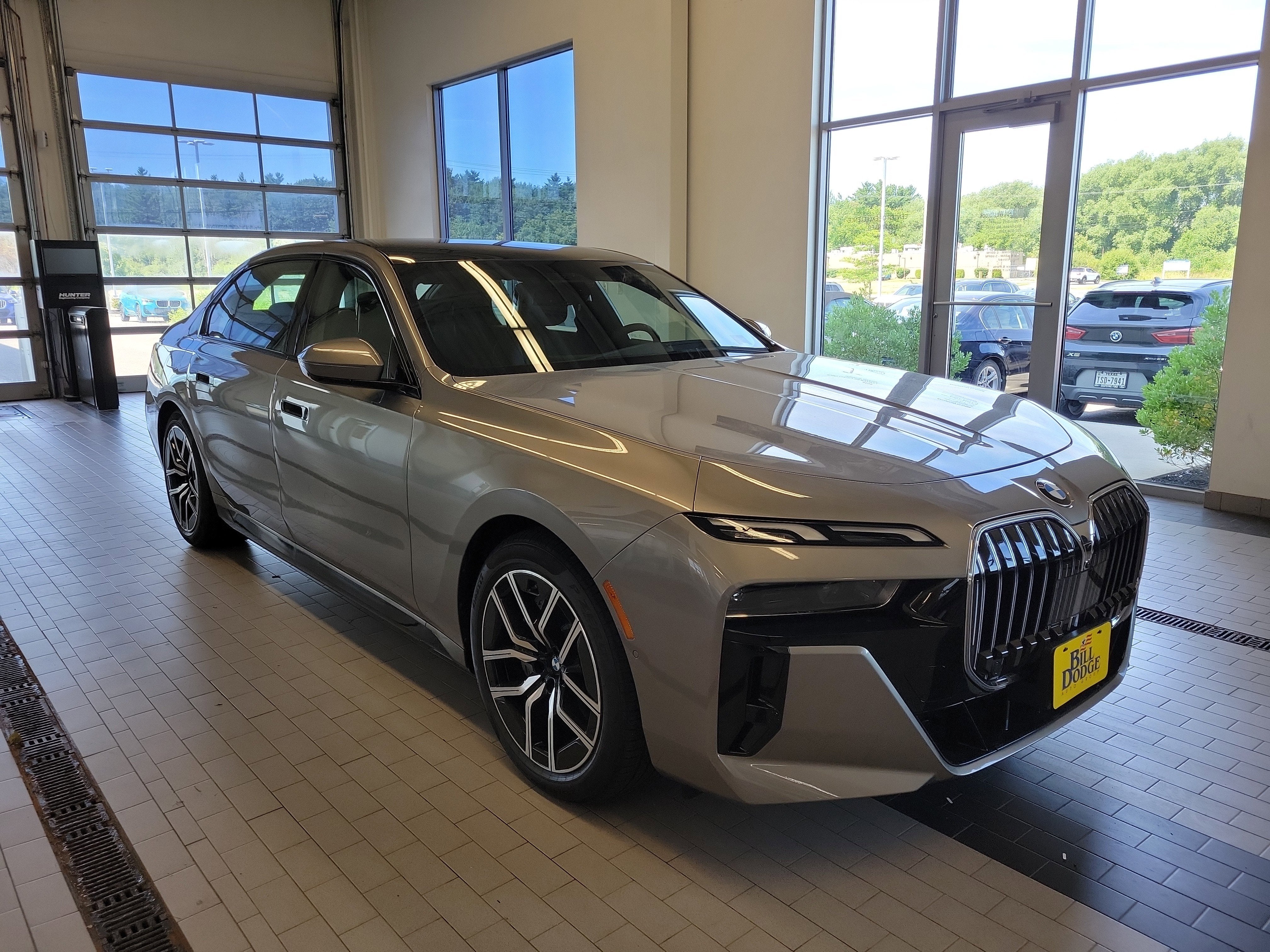 2025 BMW 7 Series 740i xDrive