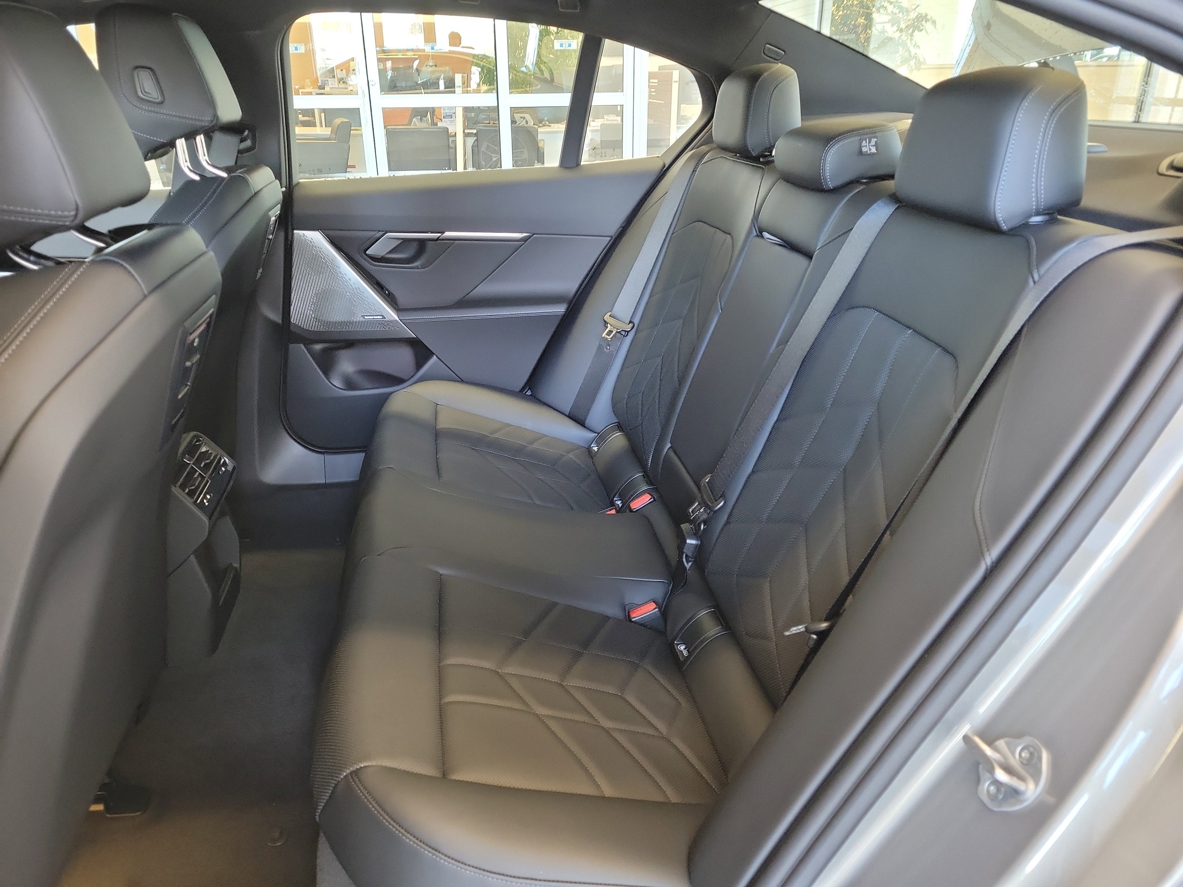 2026 BMW 5 Series 530i xDrive