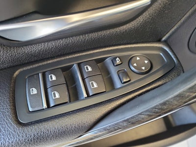 2018 BMW 3 Series 330i xDrive