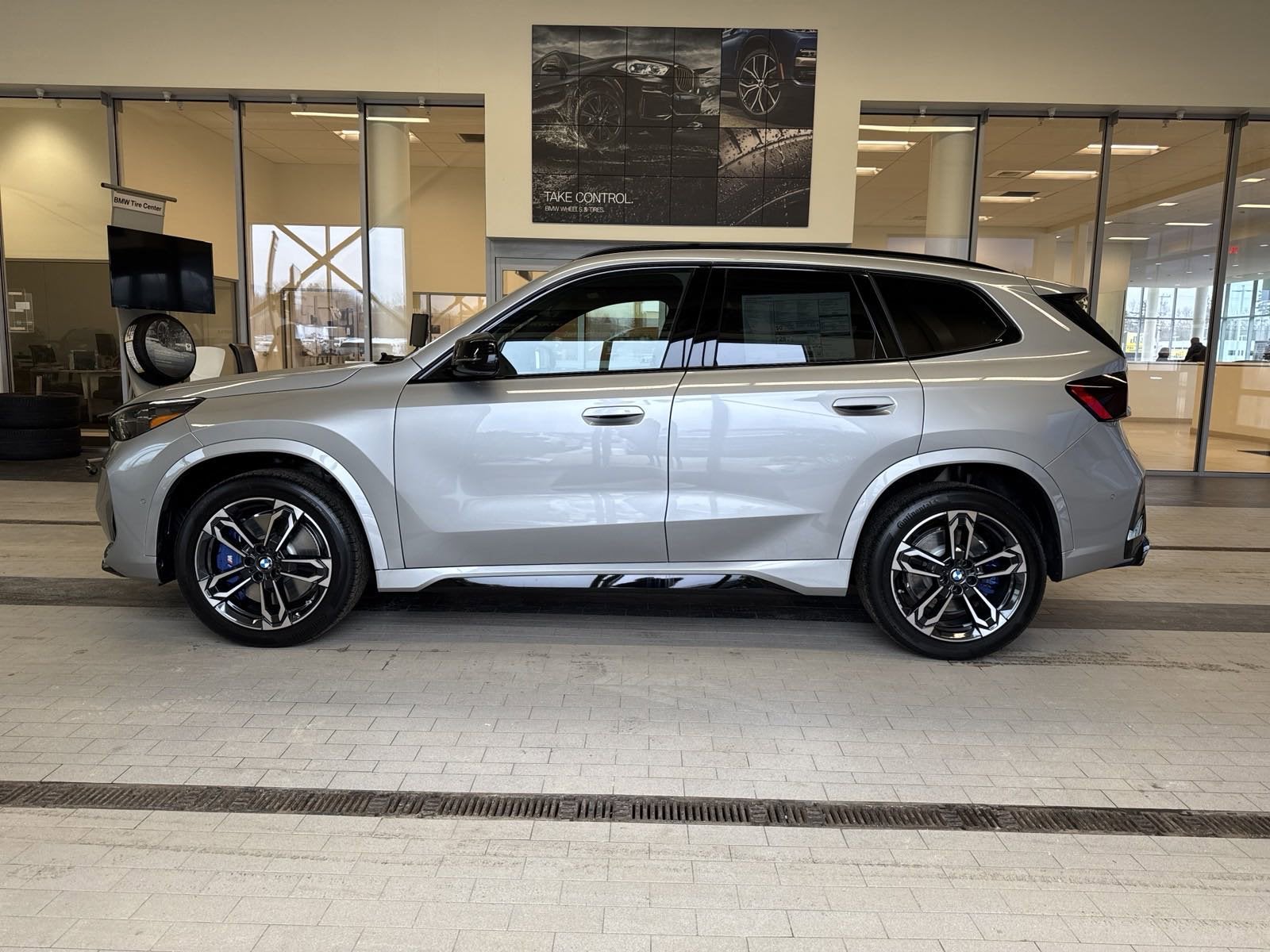 2025 BMW X1 M35i