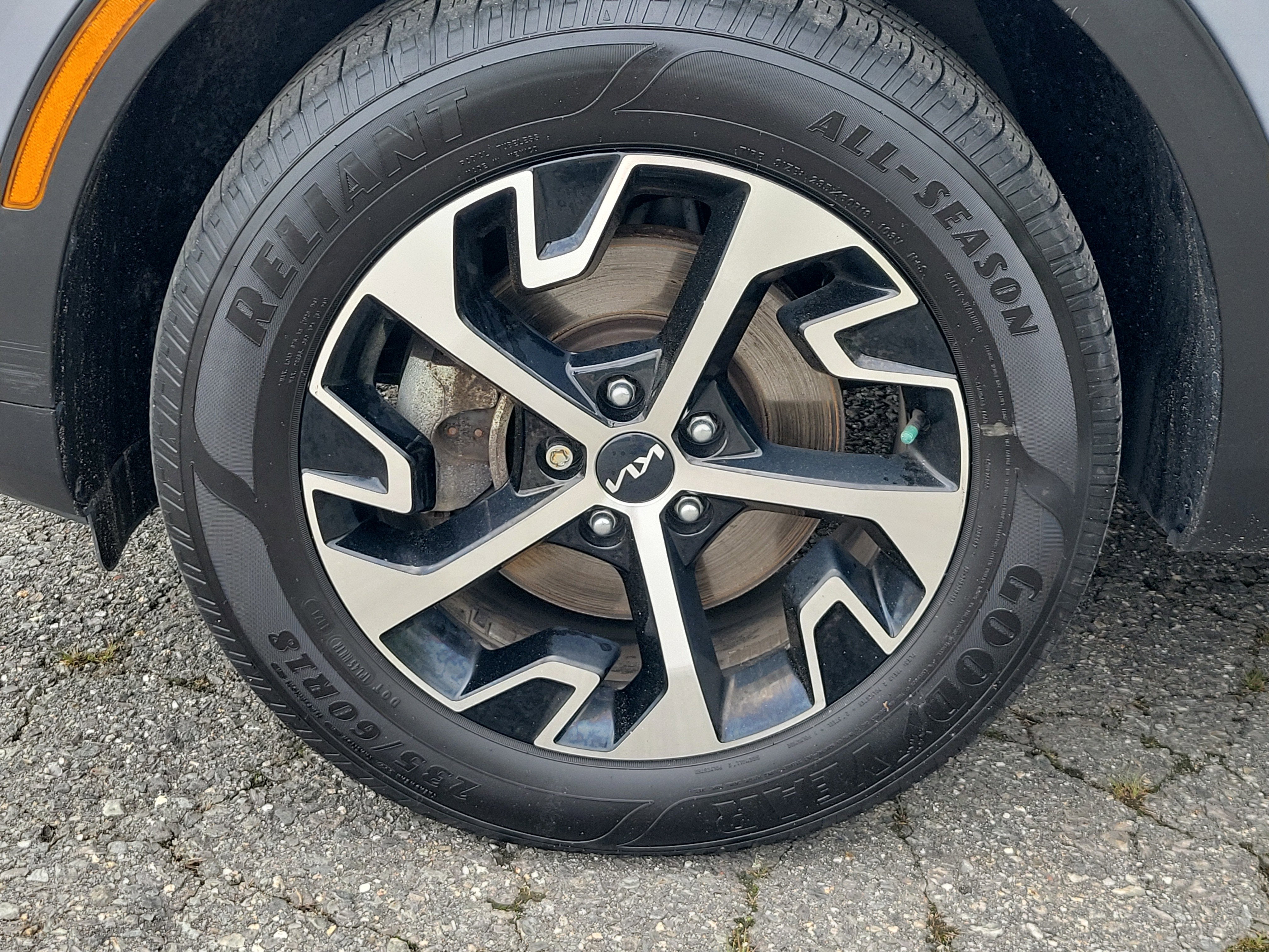 2023 Kia Sportage EX