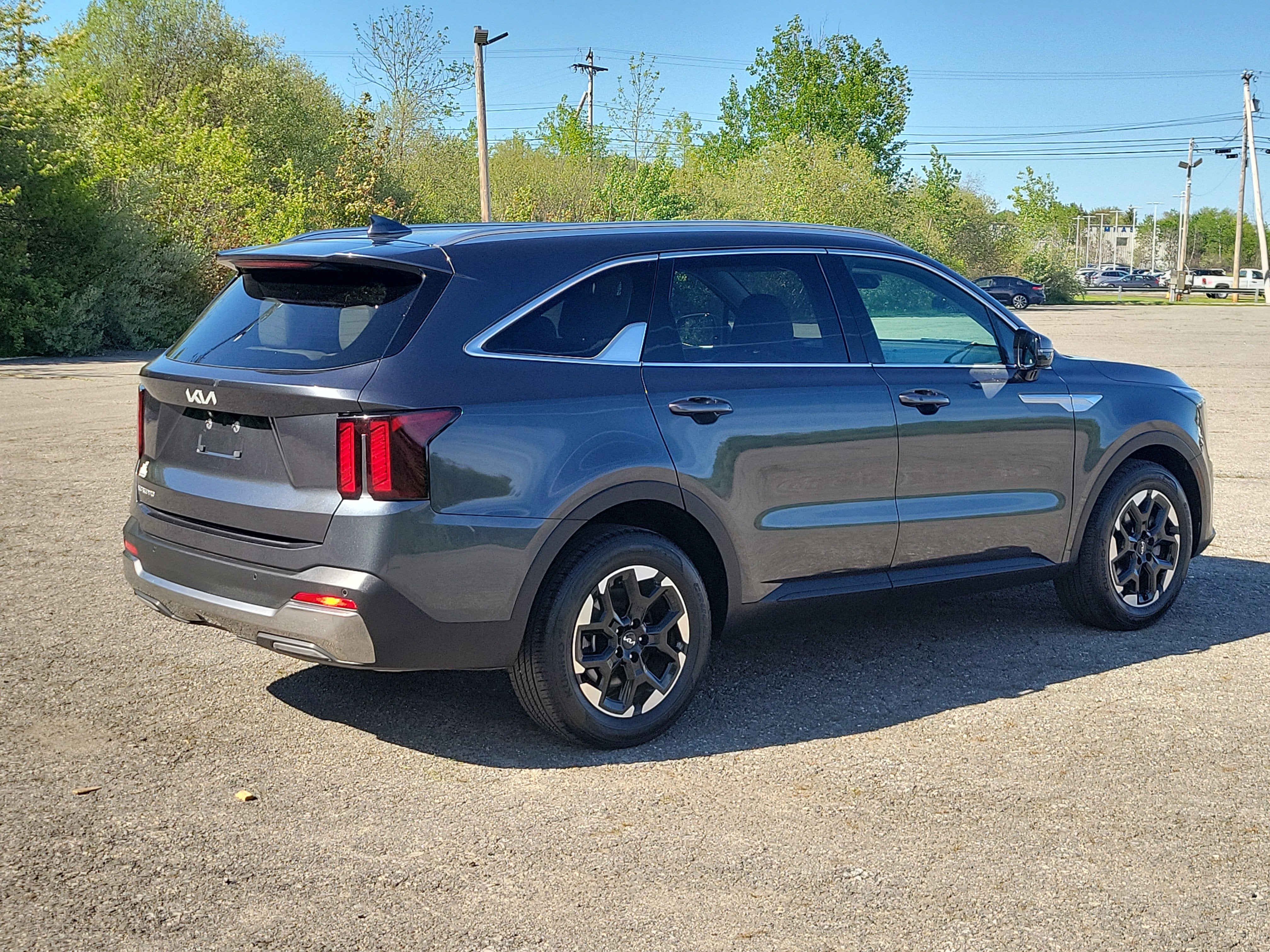 2024 Kia Sorento S