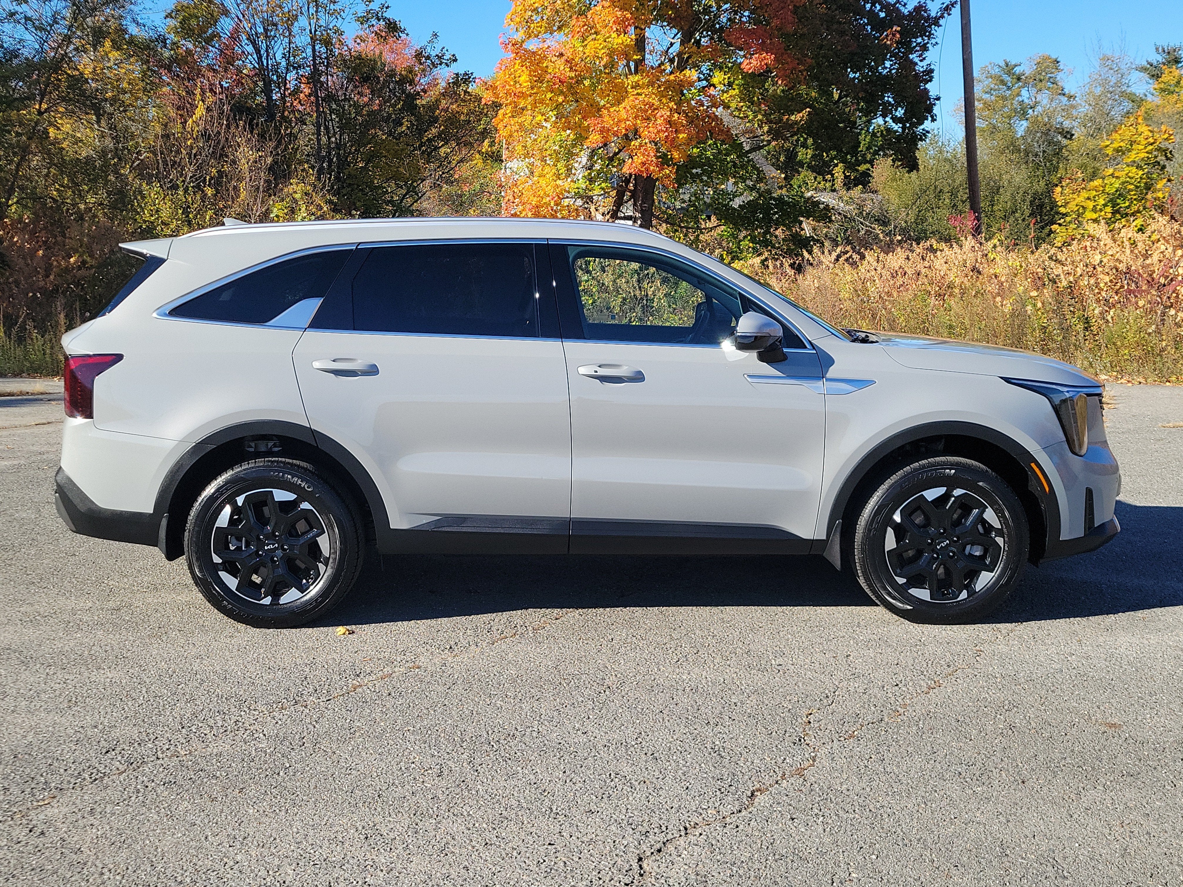 2025 Kia Sorento S