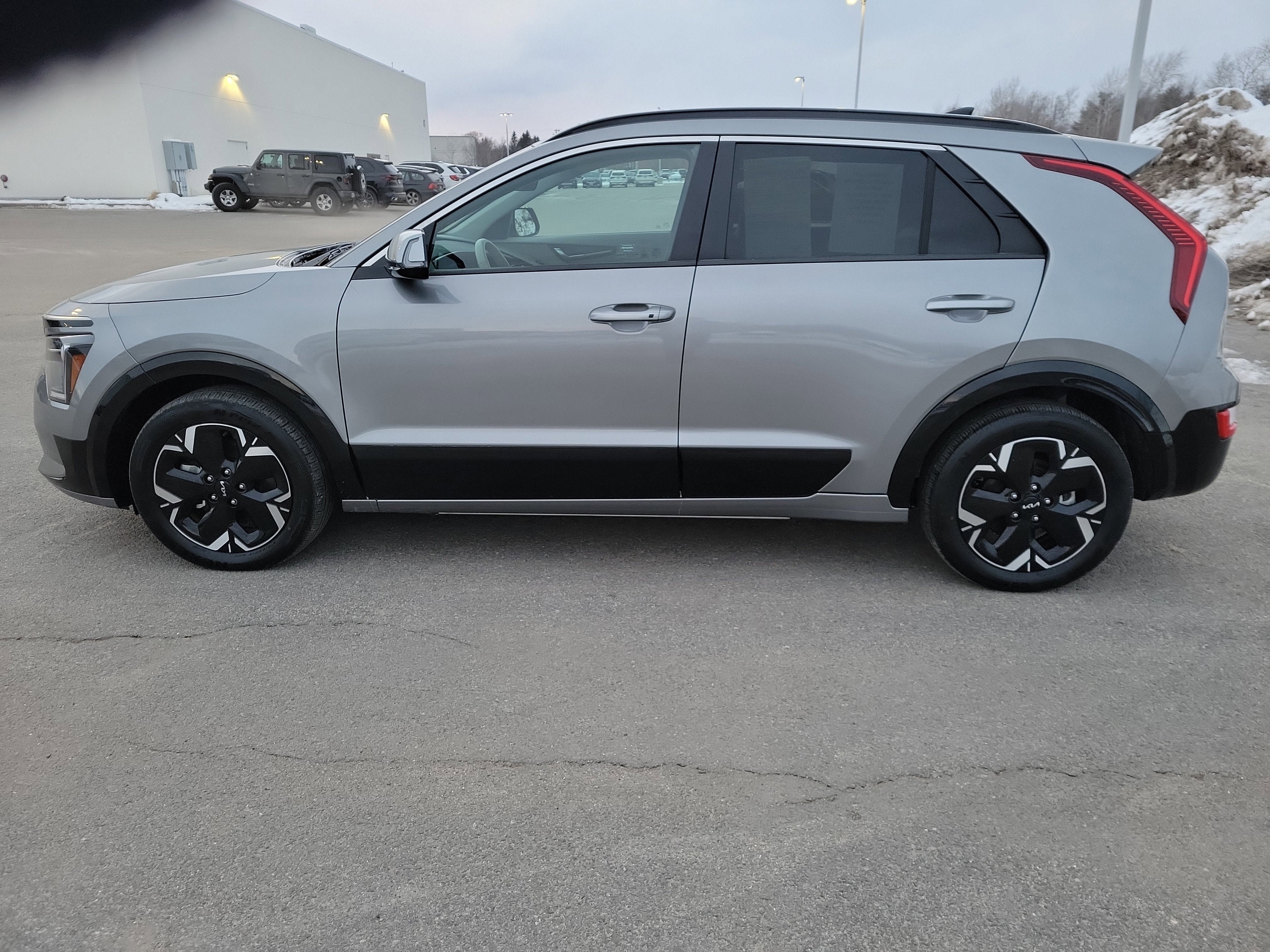 2023 Kia Niro EV Wind