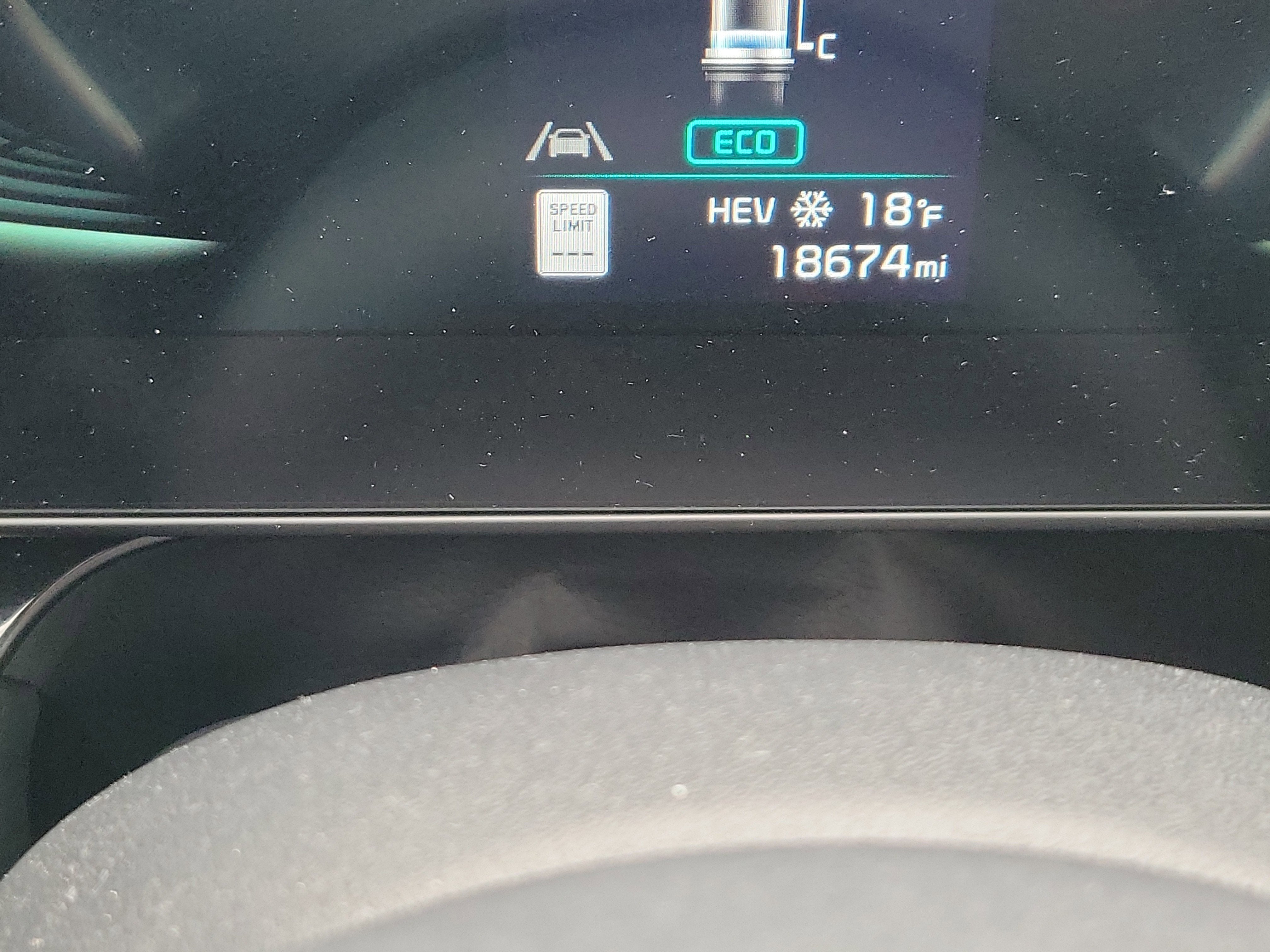 2023 Kia Niro Plug-In Hybrid SX Touring