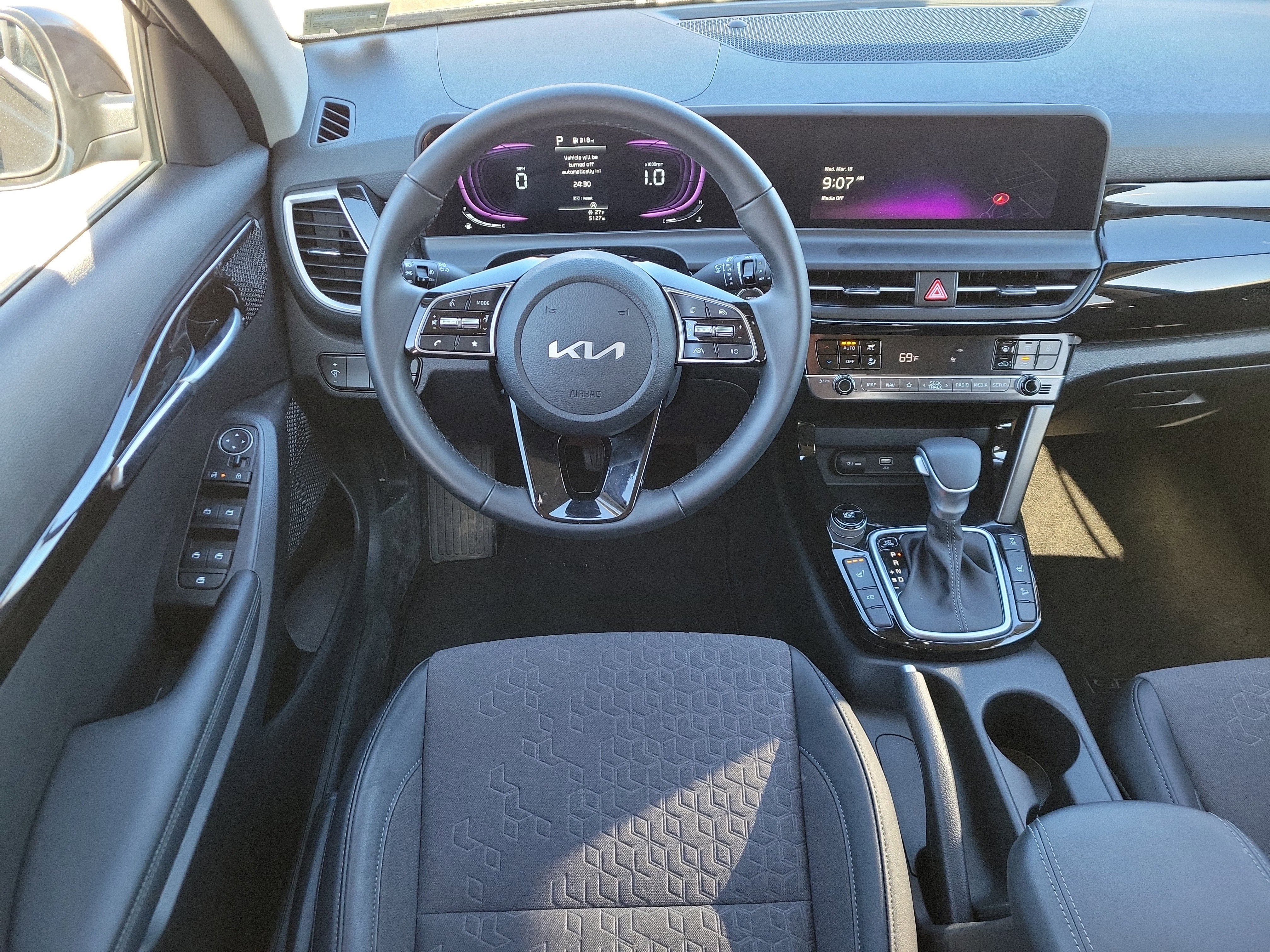 2025 Kia Seltos S