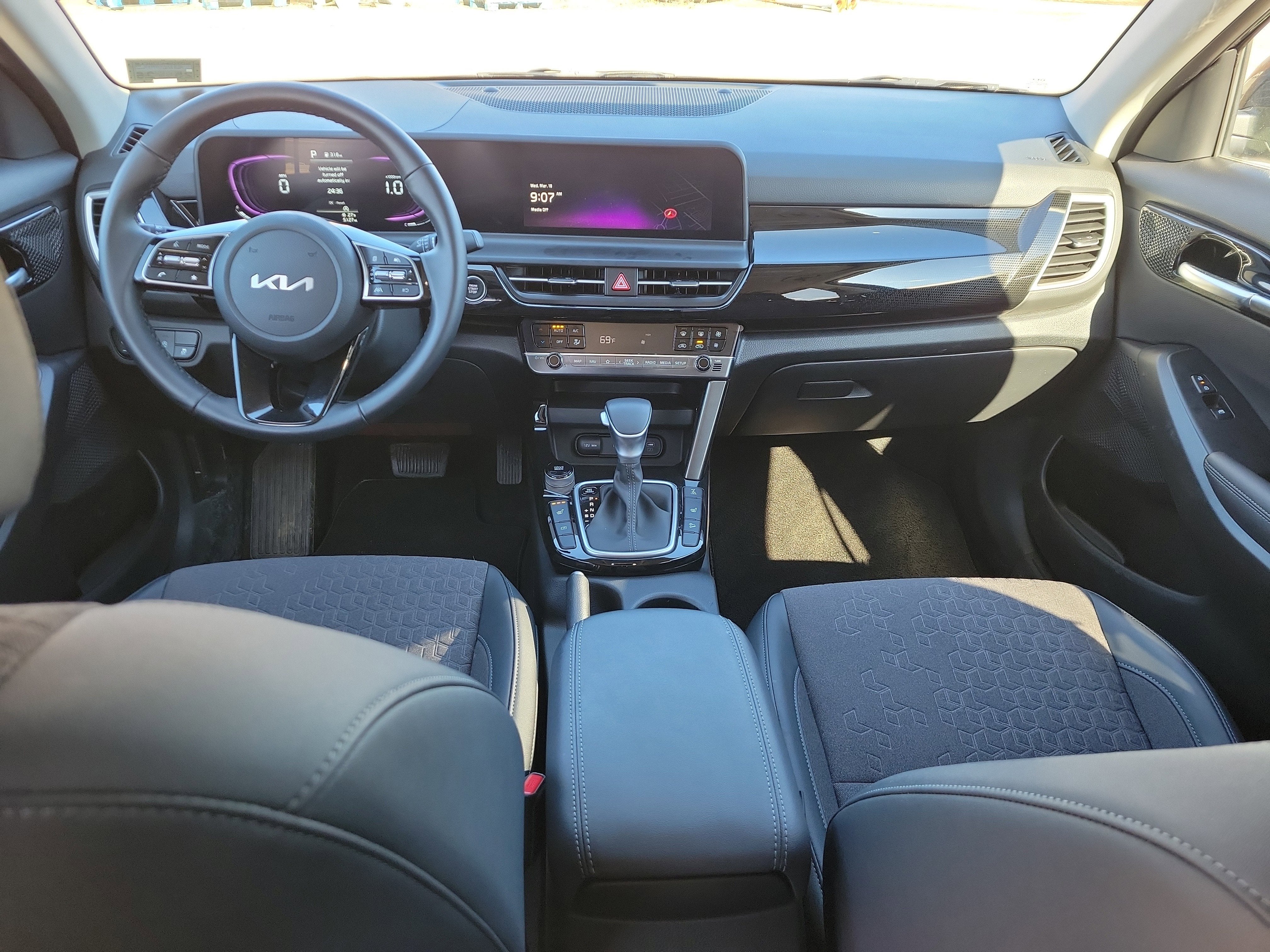 2025 Kia Seltos S