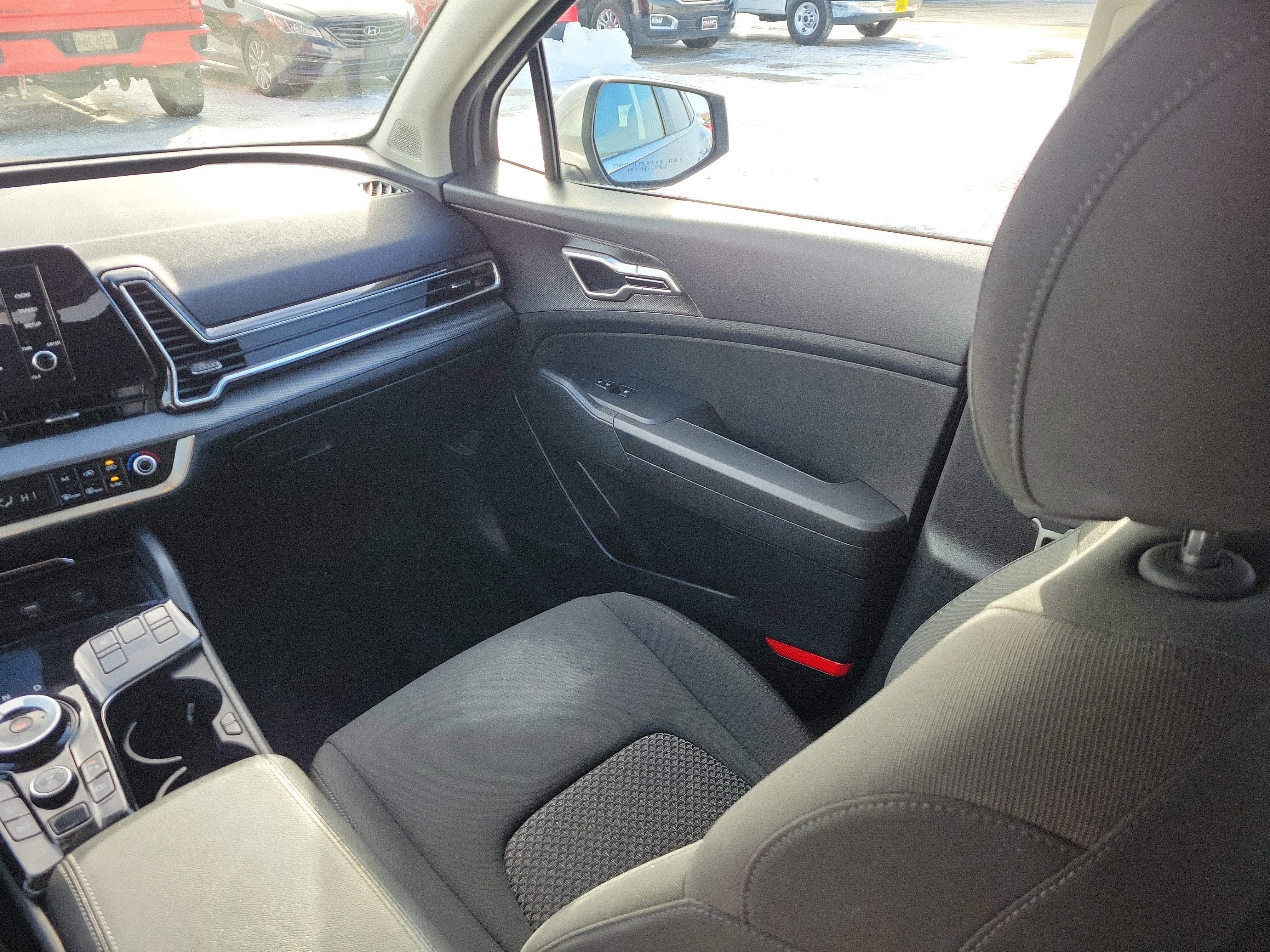 2023 Kia Sportage Hybrid LX