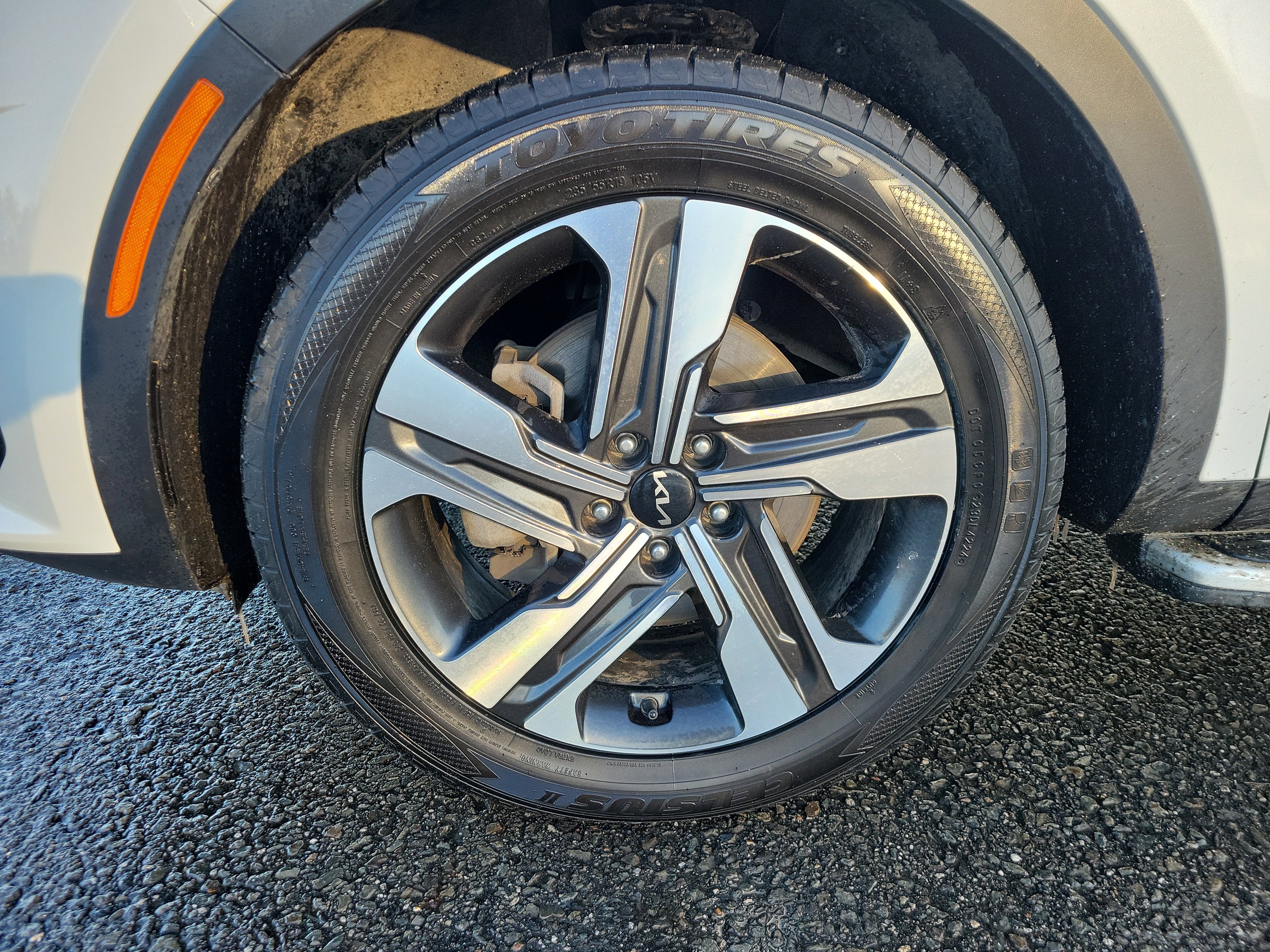 2023 Kia Sorento Hybrid EX