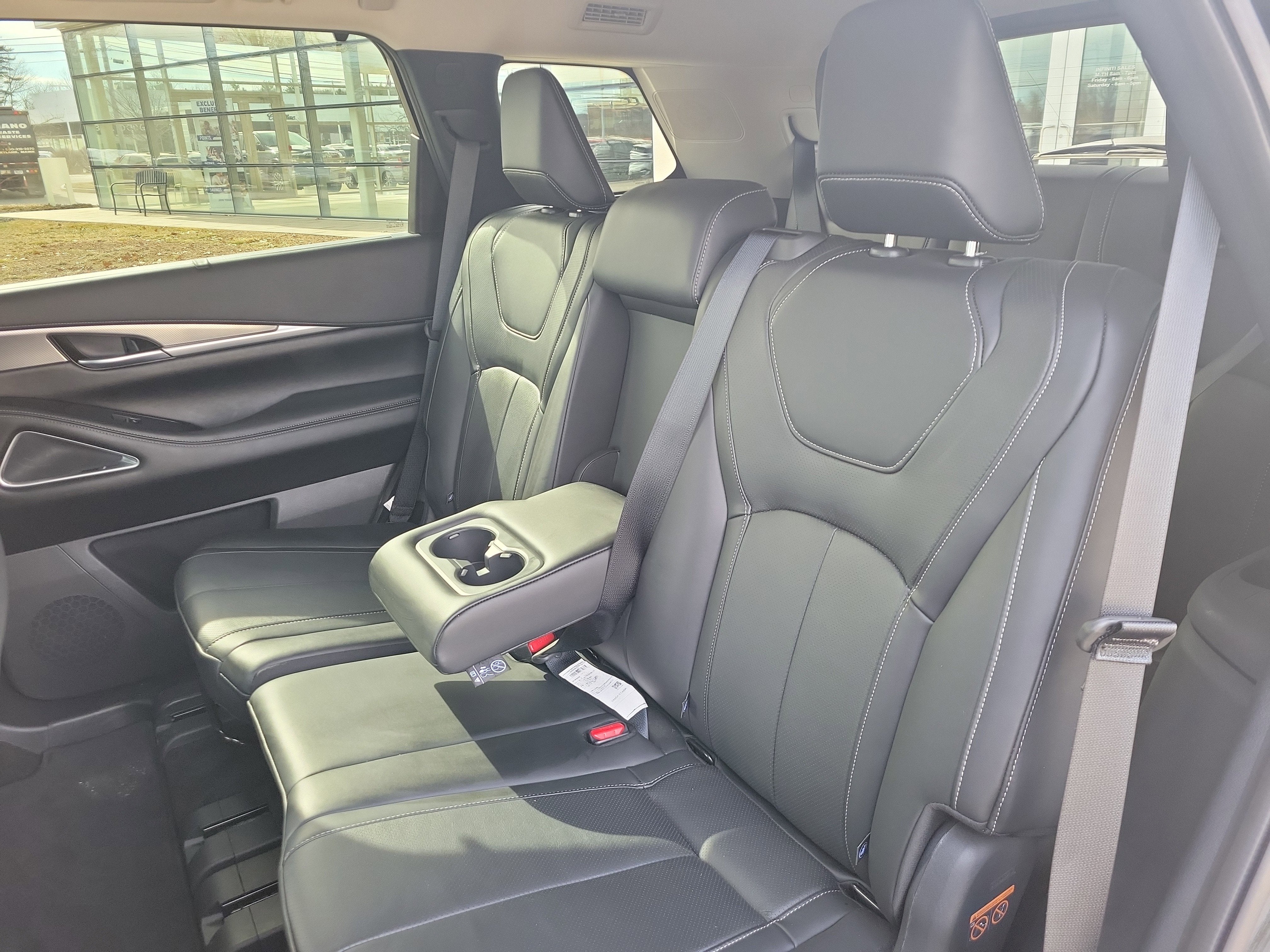 2025 INFINITI QX60 Luxe AWD