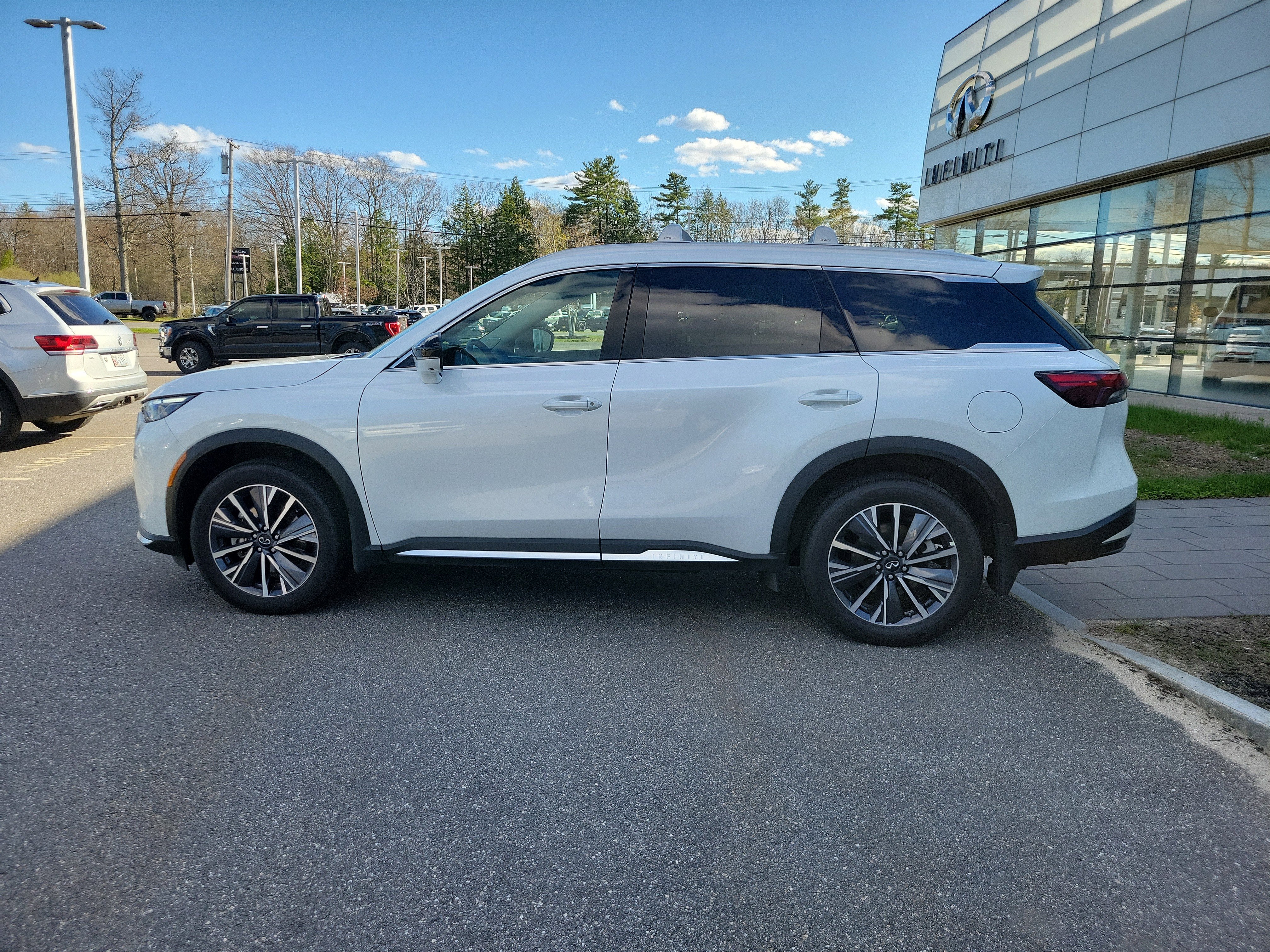 2026 INFINITI QX60 Luxe AWD