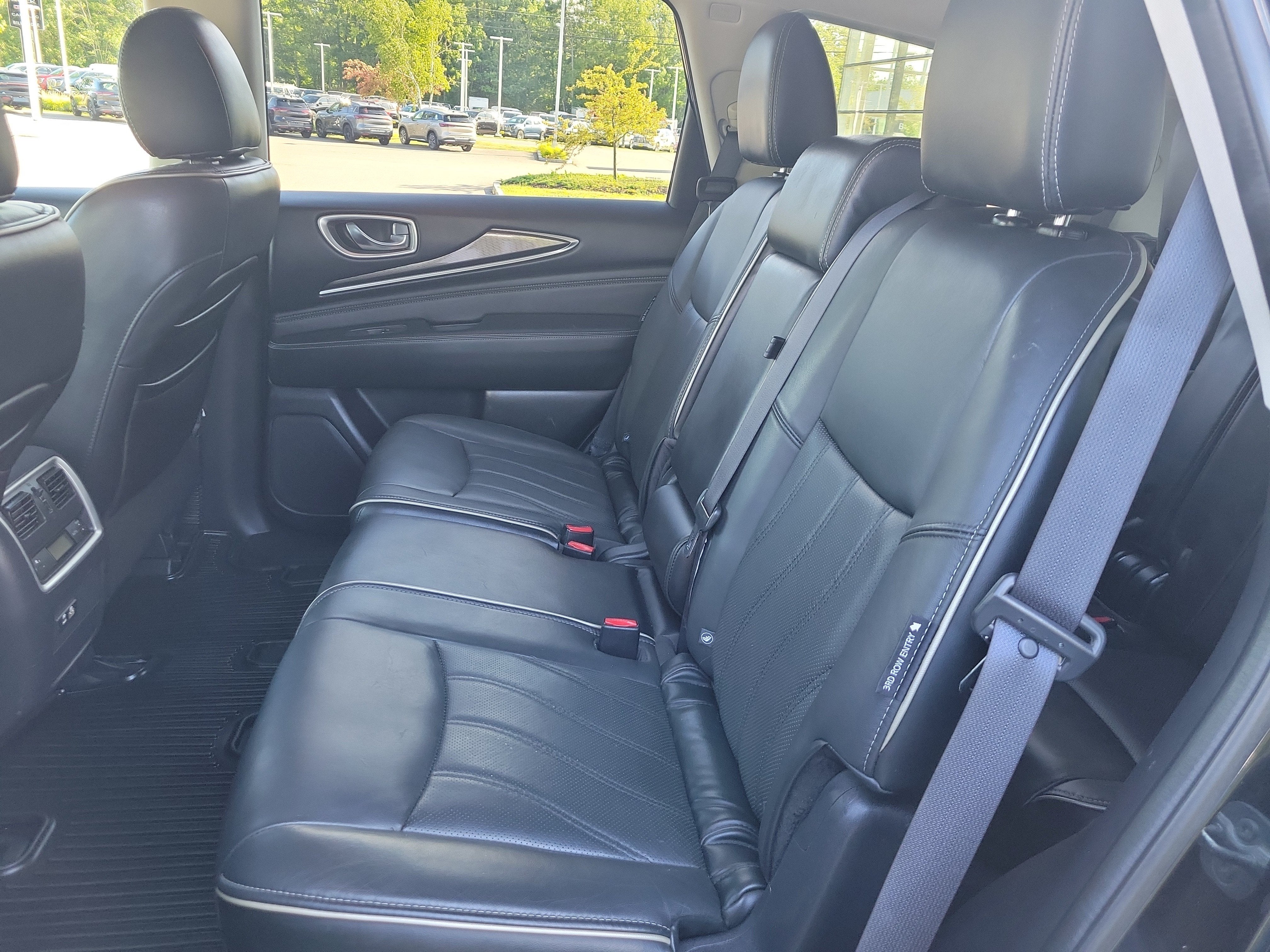 2019 INFINITI QX60 LUXE AWD