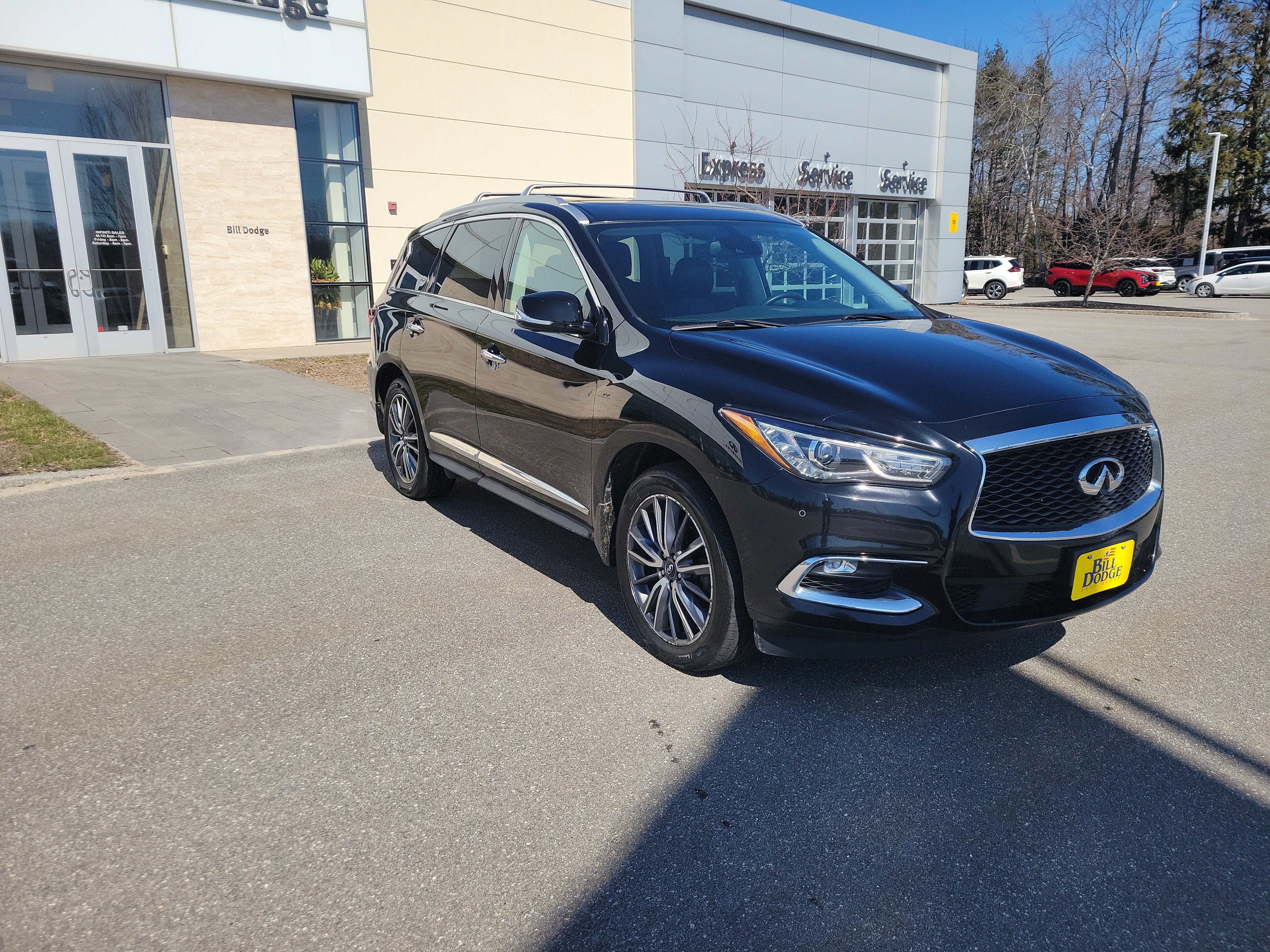 2019 INFINITI QX60 LUXE