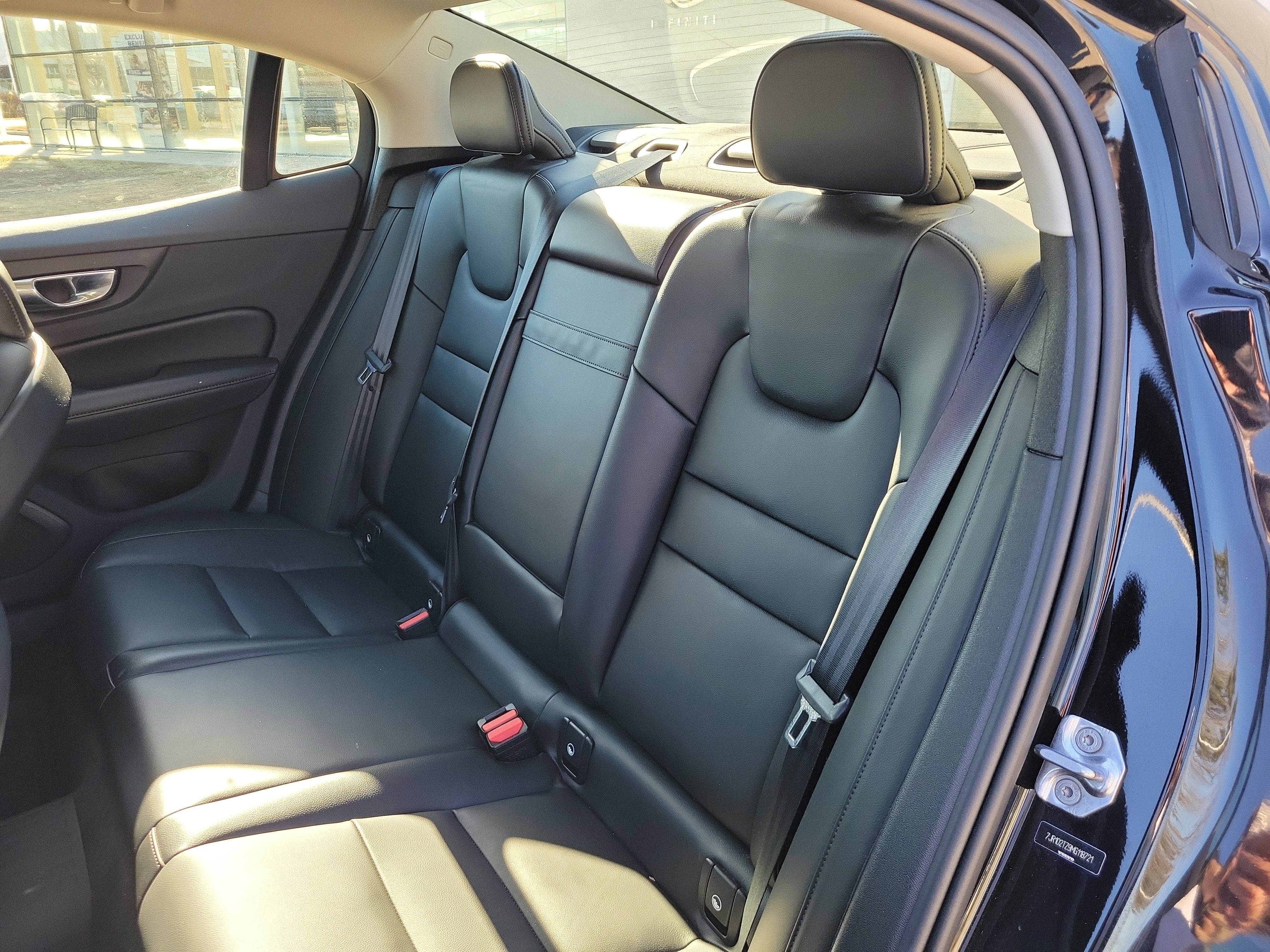 2021 Volvo S60 Momentum