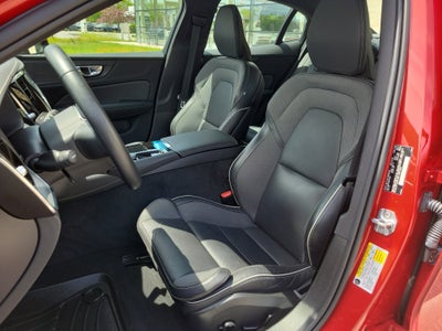 2022 Volvo S60 Recharge Plug-In Hybrid R-Design