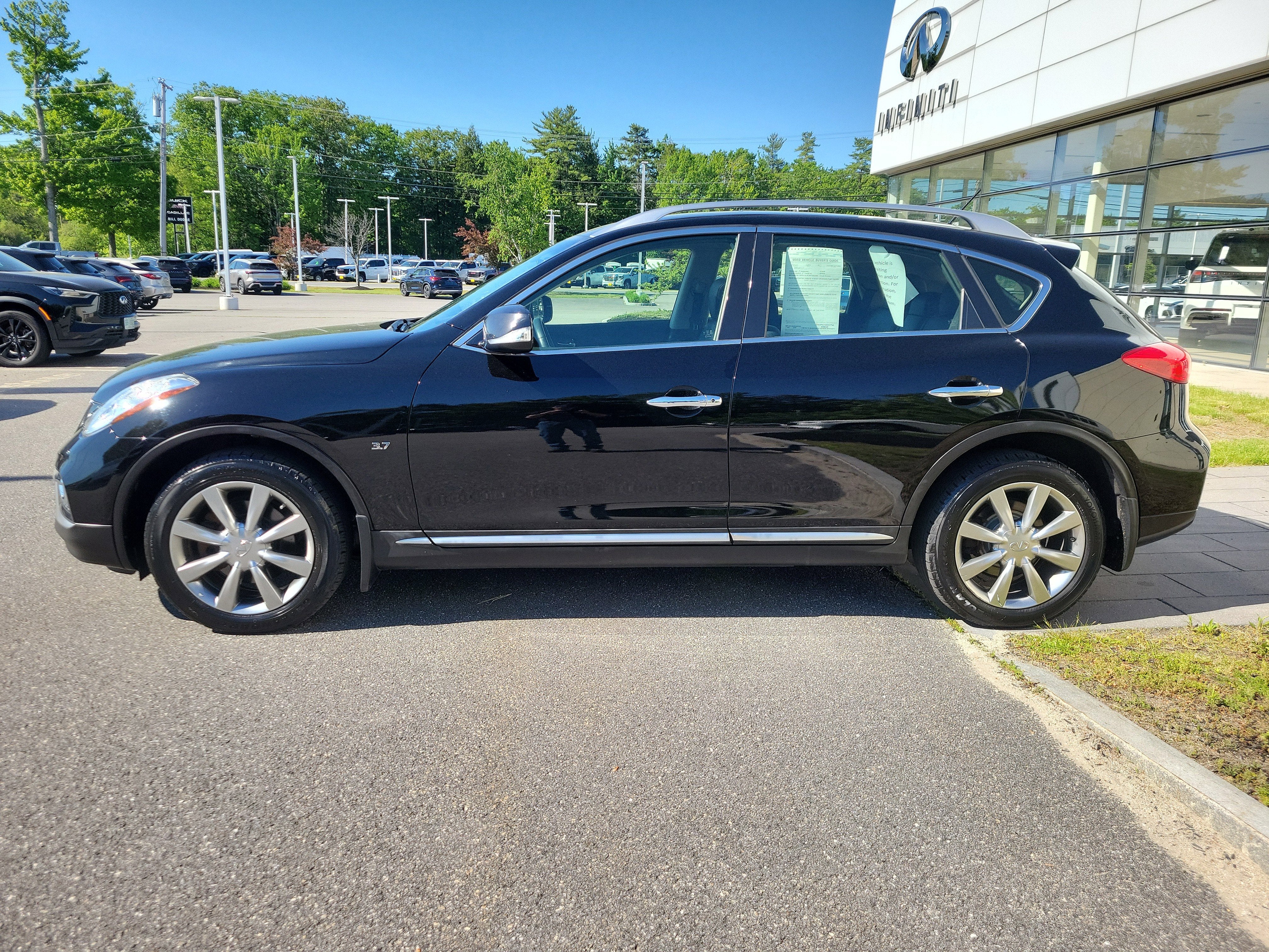 2017 INFINITI QX50 AWD