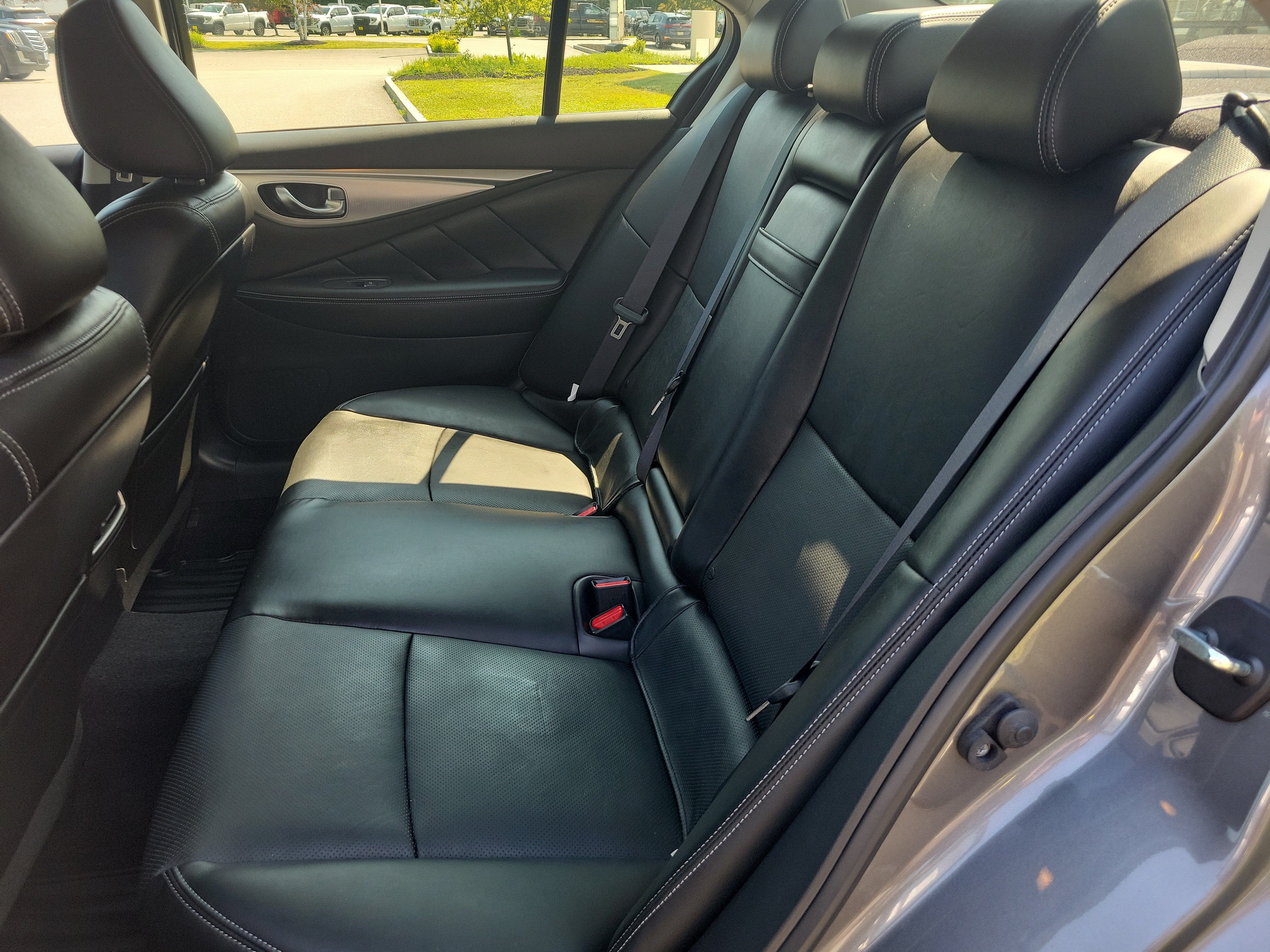 2023 INFINITI Q50 LUXE AWD
