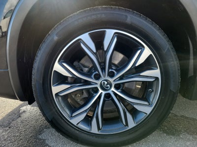 2019 INFINITI QX30 LUXE AWD