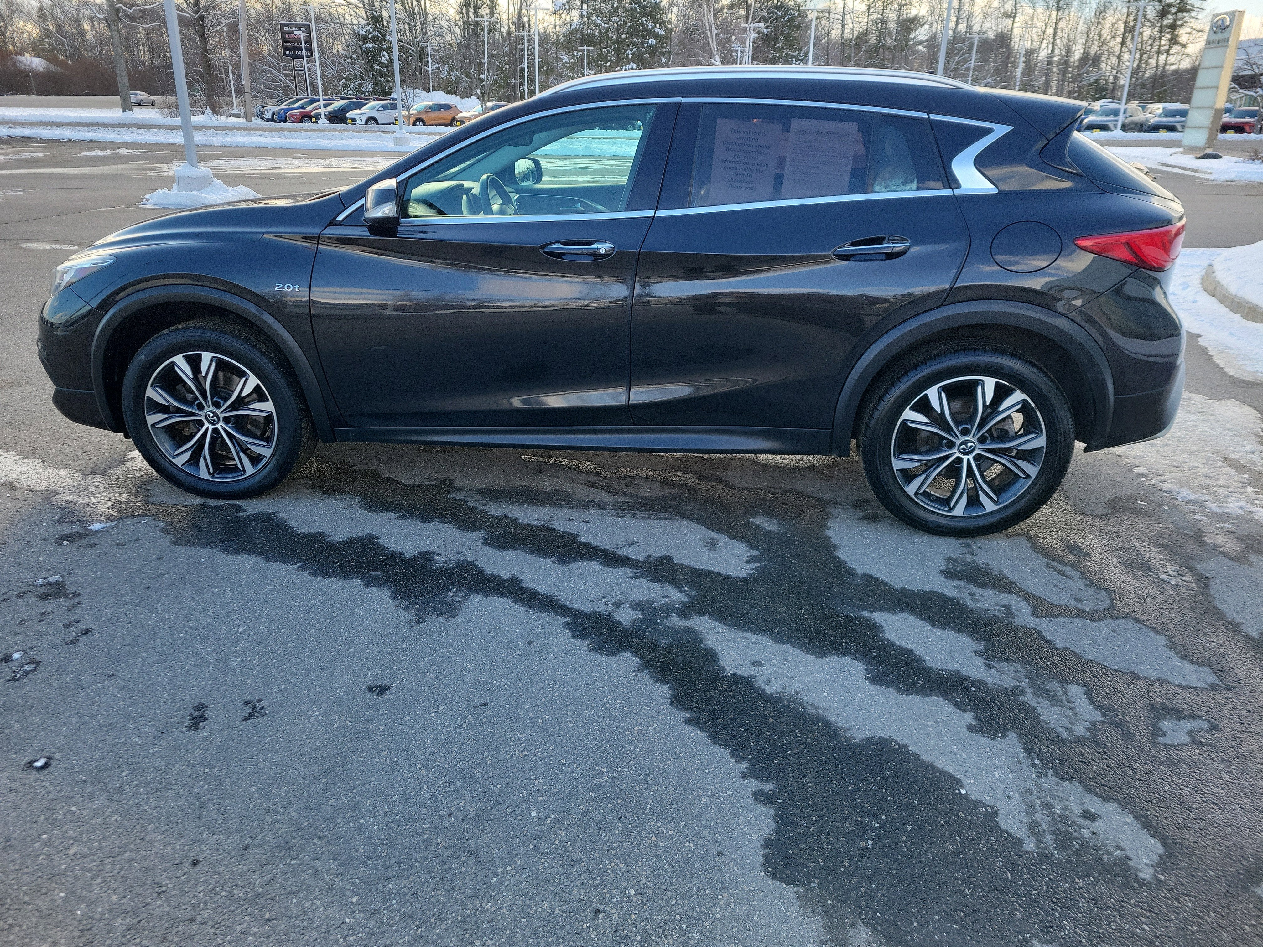 2019 INFINITI QX30 LUXE AWD