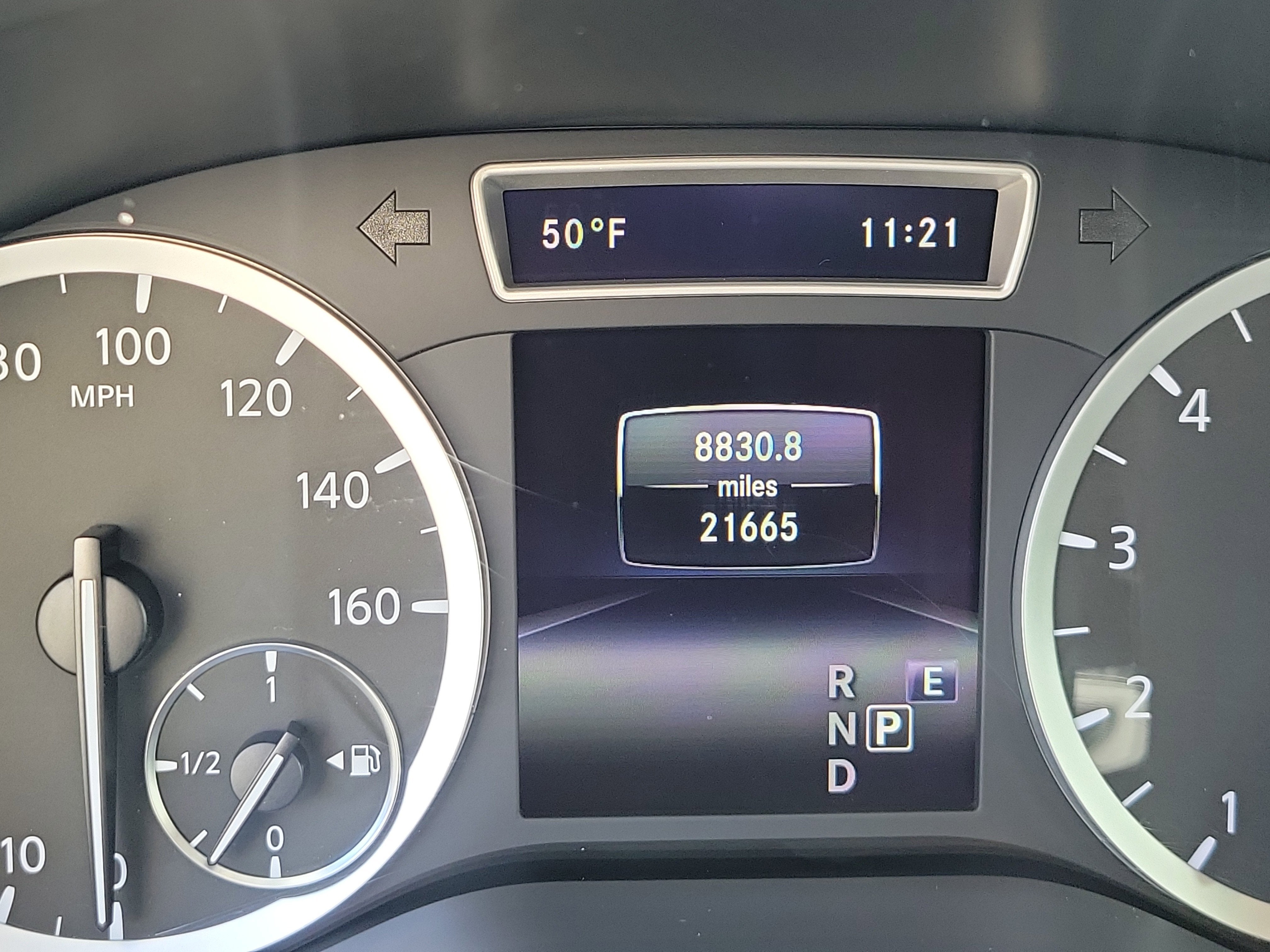 2019 INFINITI QX30 LUXE