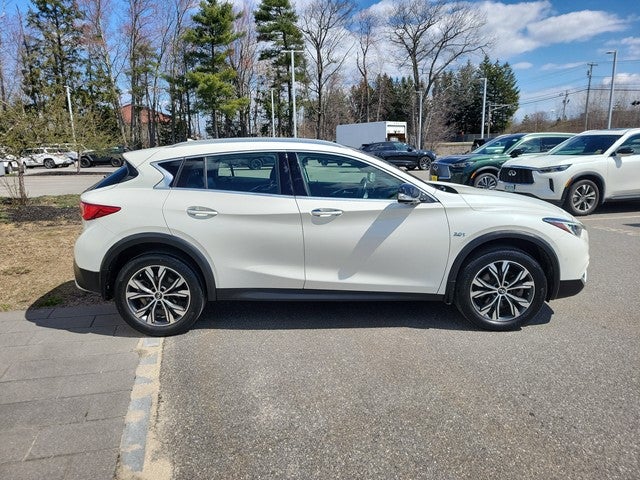 2019 INFINITI QX30 LUXE AWD