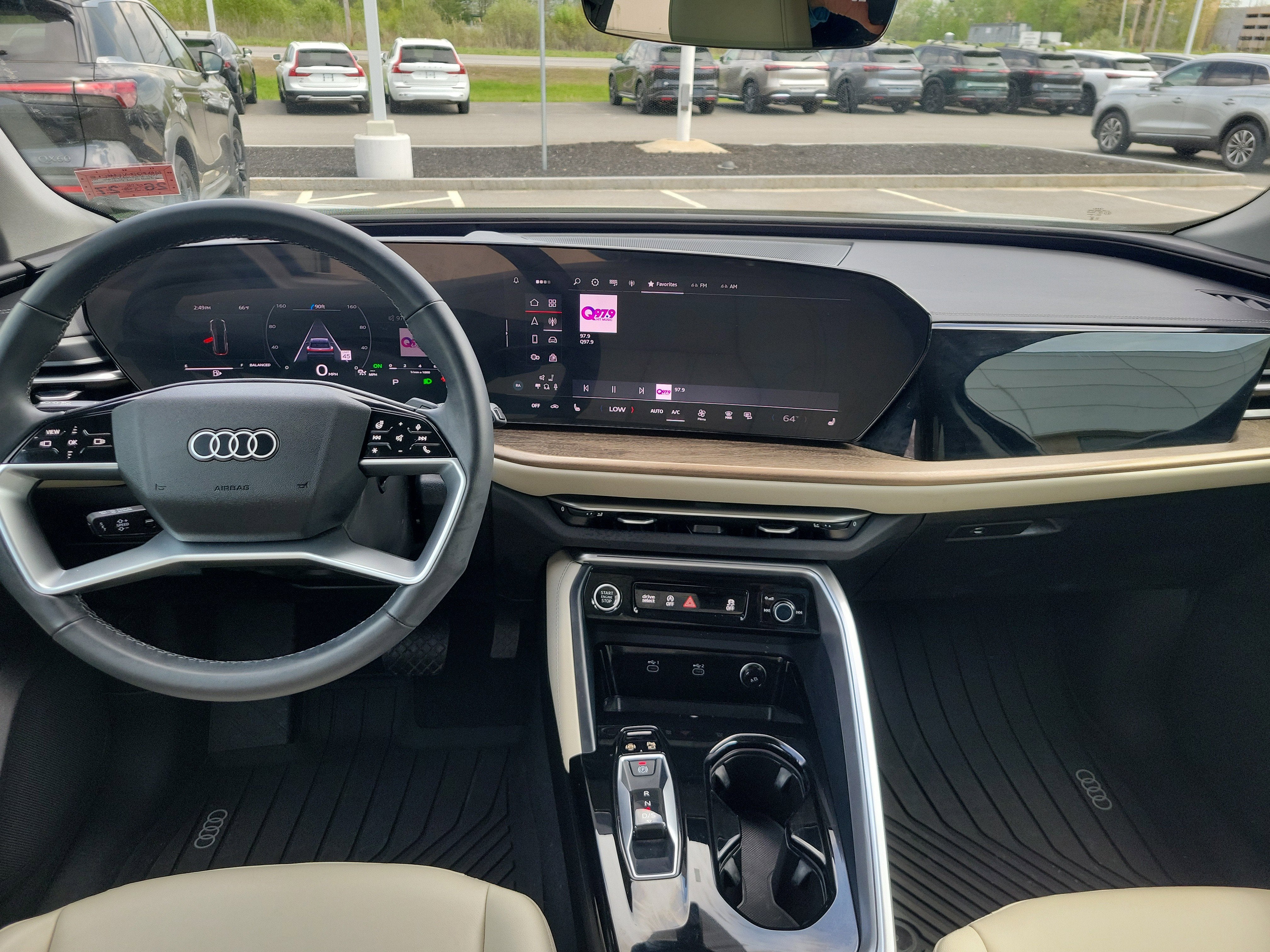 2025 Audi Q5 Premium