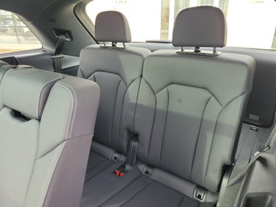 2025 Audi Q7 Premium