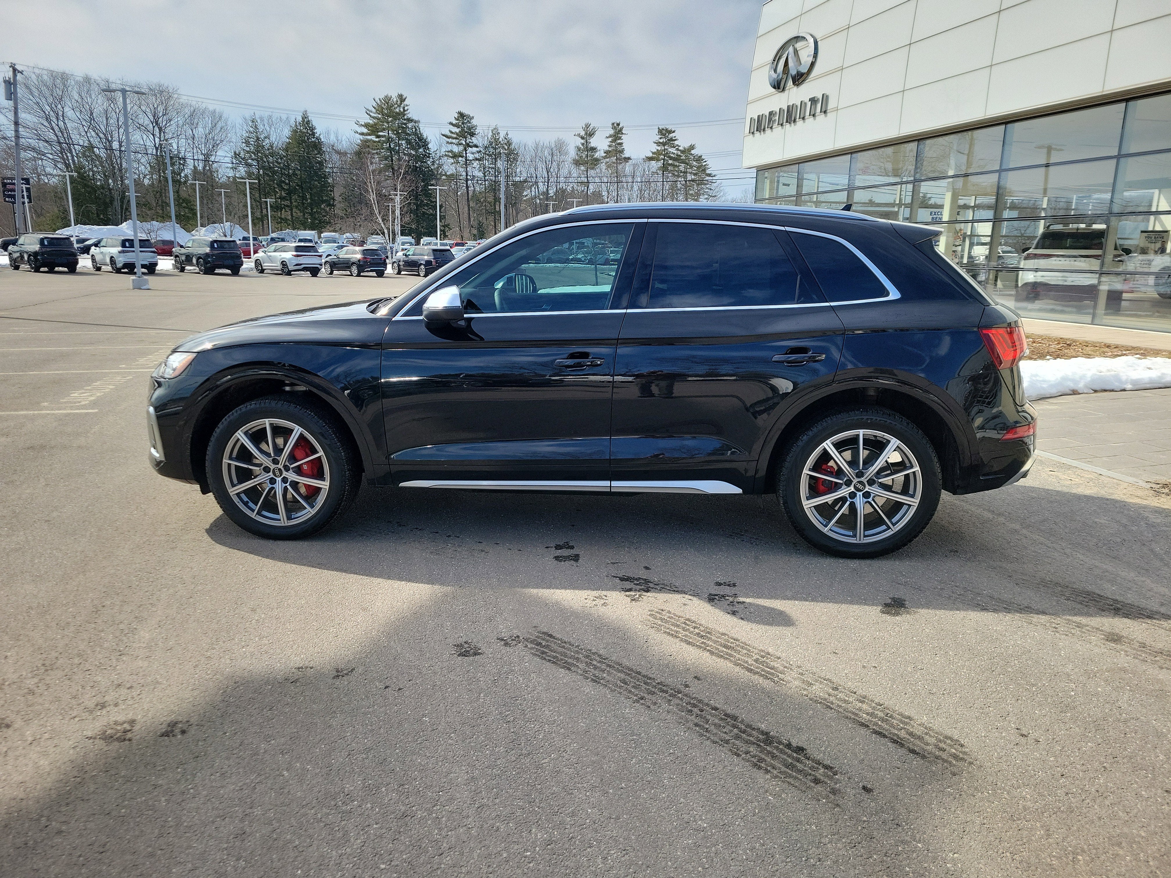 2025 Audi SQ5 Premium Plus