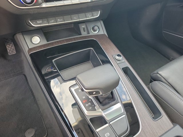 2025 Audi Q5 S line Premium Plus