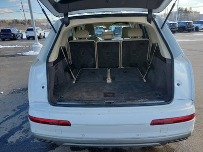 2019 Audi Q7 Premium Plus