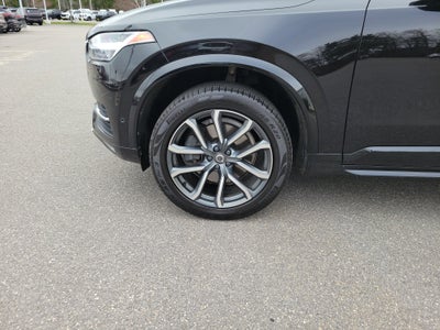 2017 Volvo XC90 Momentum